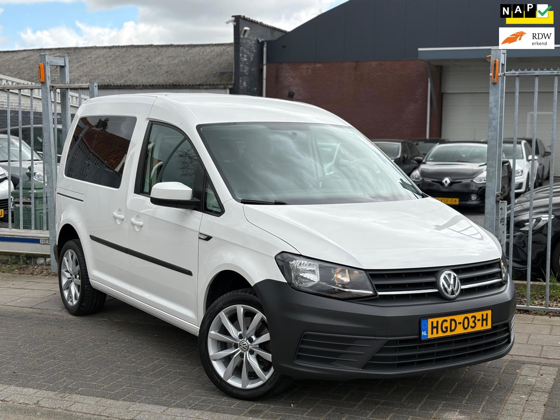 Volkswagen Caddy 1.4 TSI Trendline | 5 Persoons | 17” LMV | Cruise control |