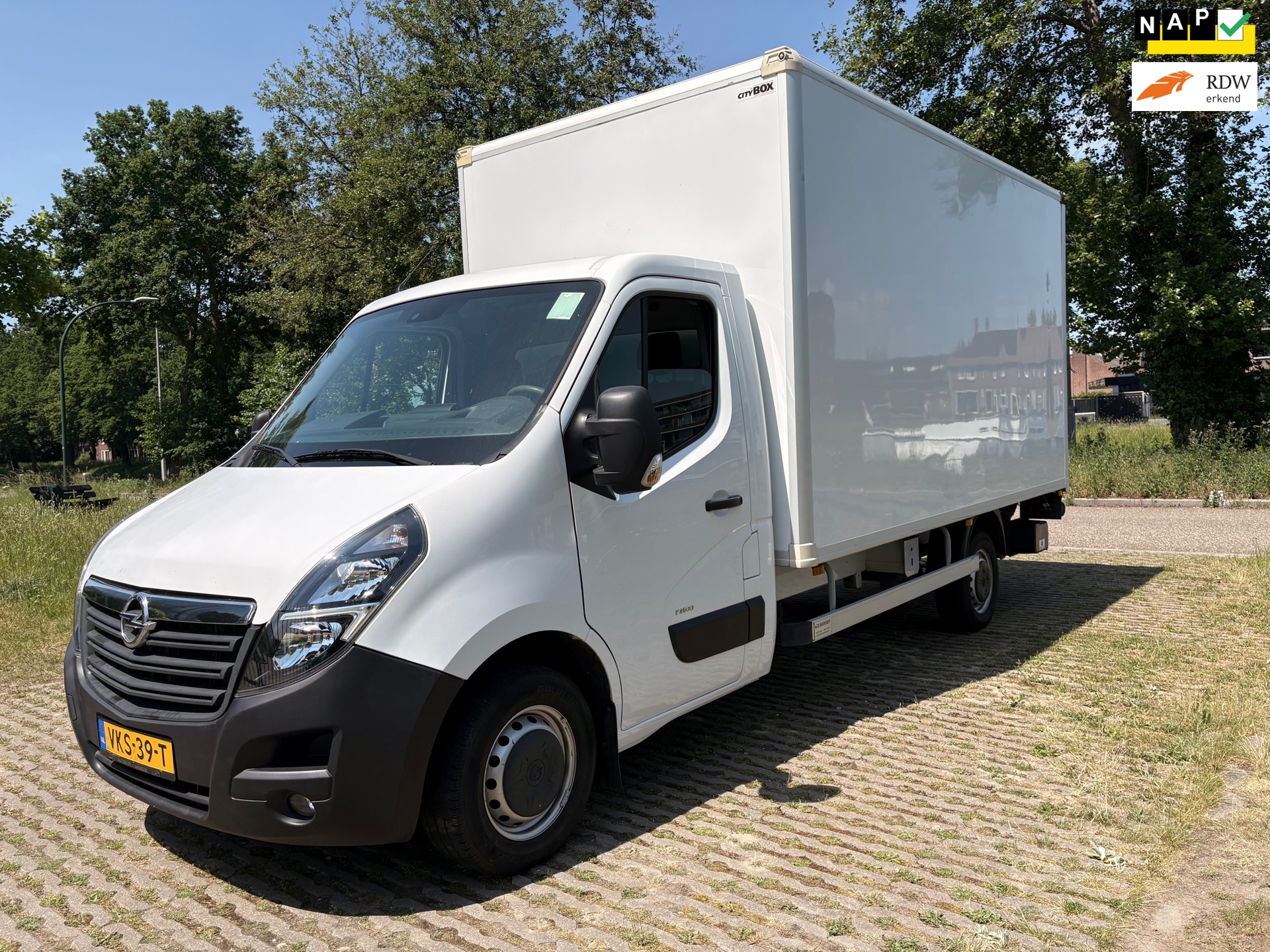 Opel Movano 2.3 Turbo L3H1 - bakwagen - airco - cruise control - nette bus - nieuwe apk tot 06-2027