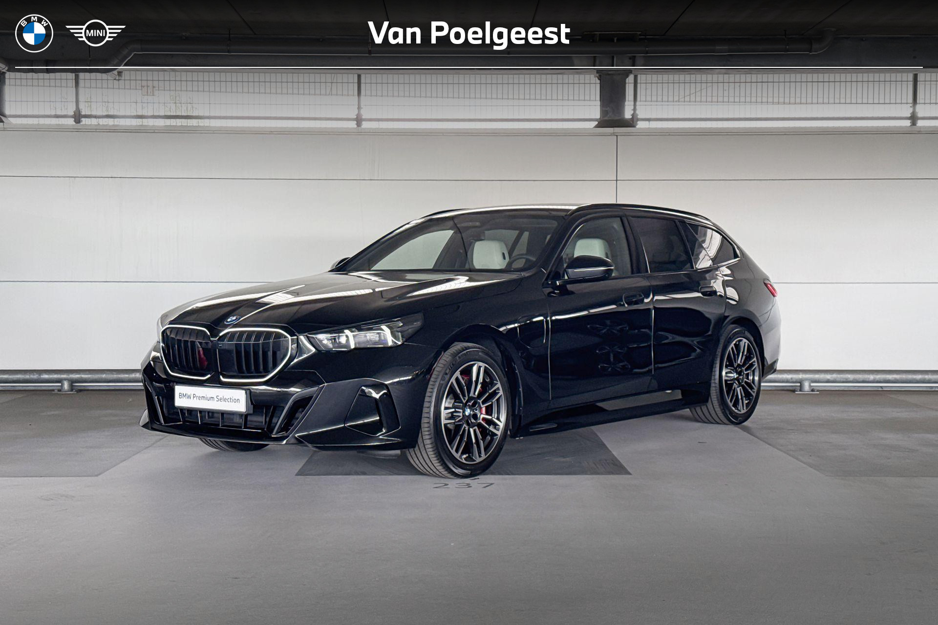 BMW 5 Serie Touring 550e xDrive