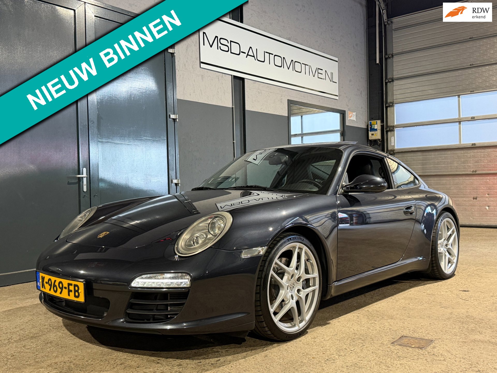 Porsche 911 3.6 Carrera 997.2 / Atlas Grey / PDK / Schuifdak / Navigatie