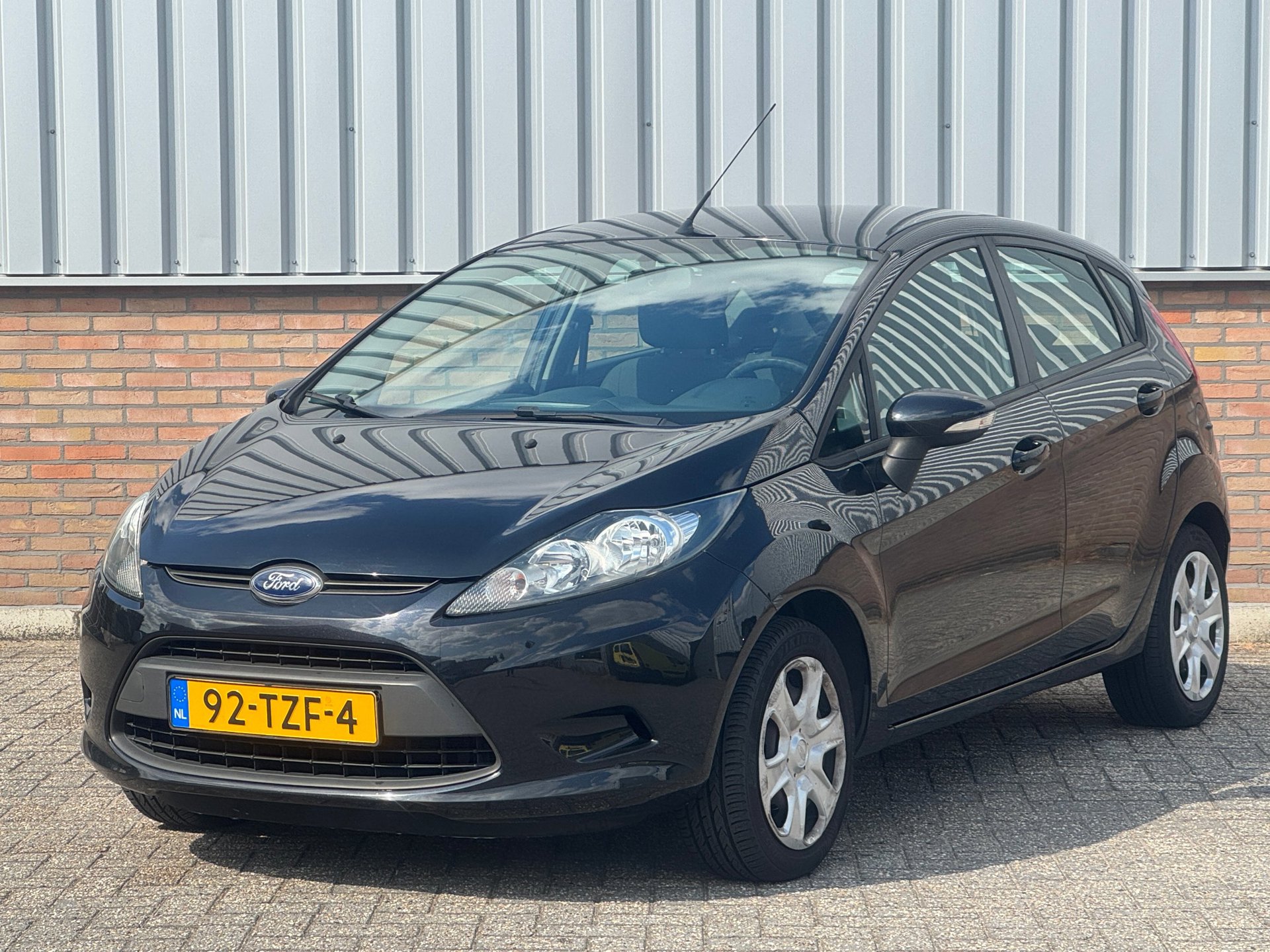 Ford Fiesta 1.25 Champion Airco 5drs