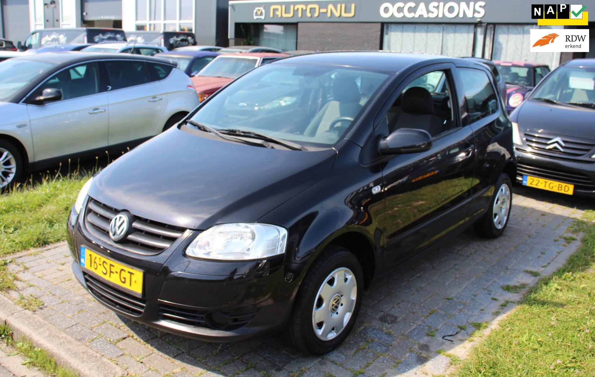 Volkswagen Fox 1.2 Trendline Black Edition Trekhaak Stuurbekrachtiging NAP APK Zuinig!