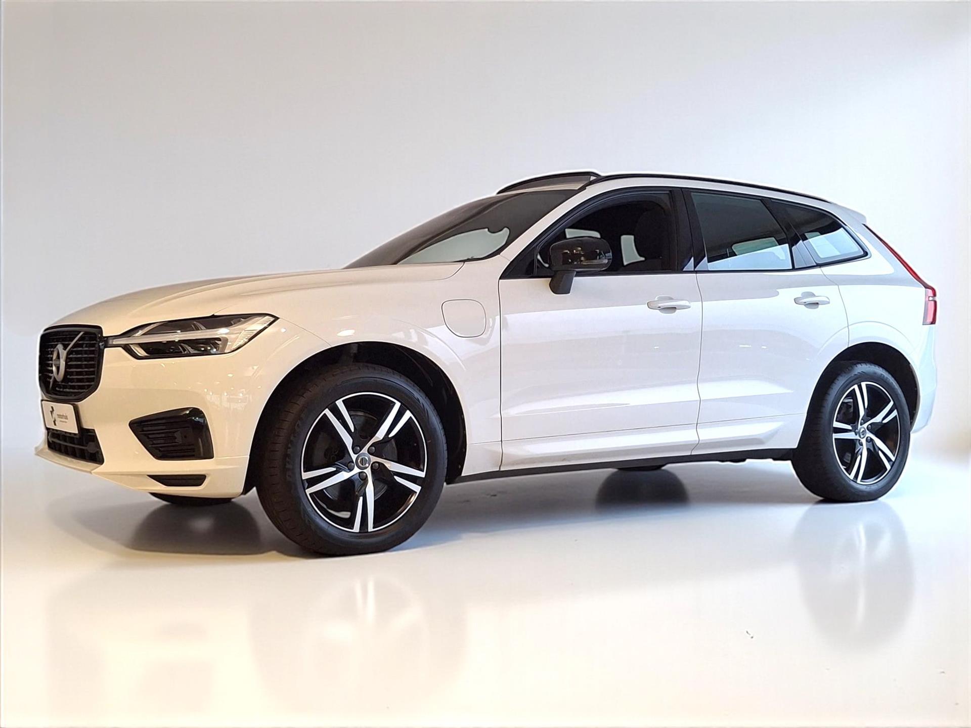 Volvo XC60 T8 Twin Engine 407pk Geartronic AWD Plug-In Hybrid R-Design PANO LED WINTERPACK CAMERA