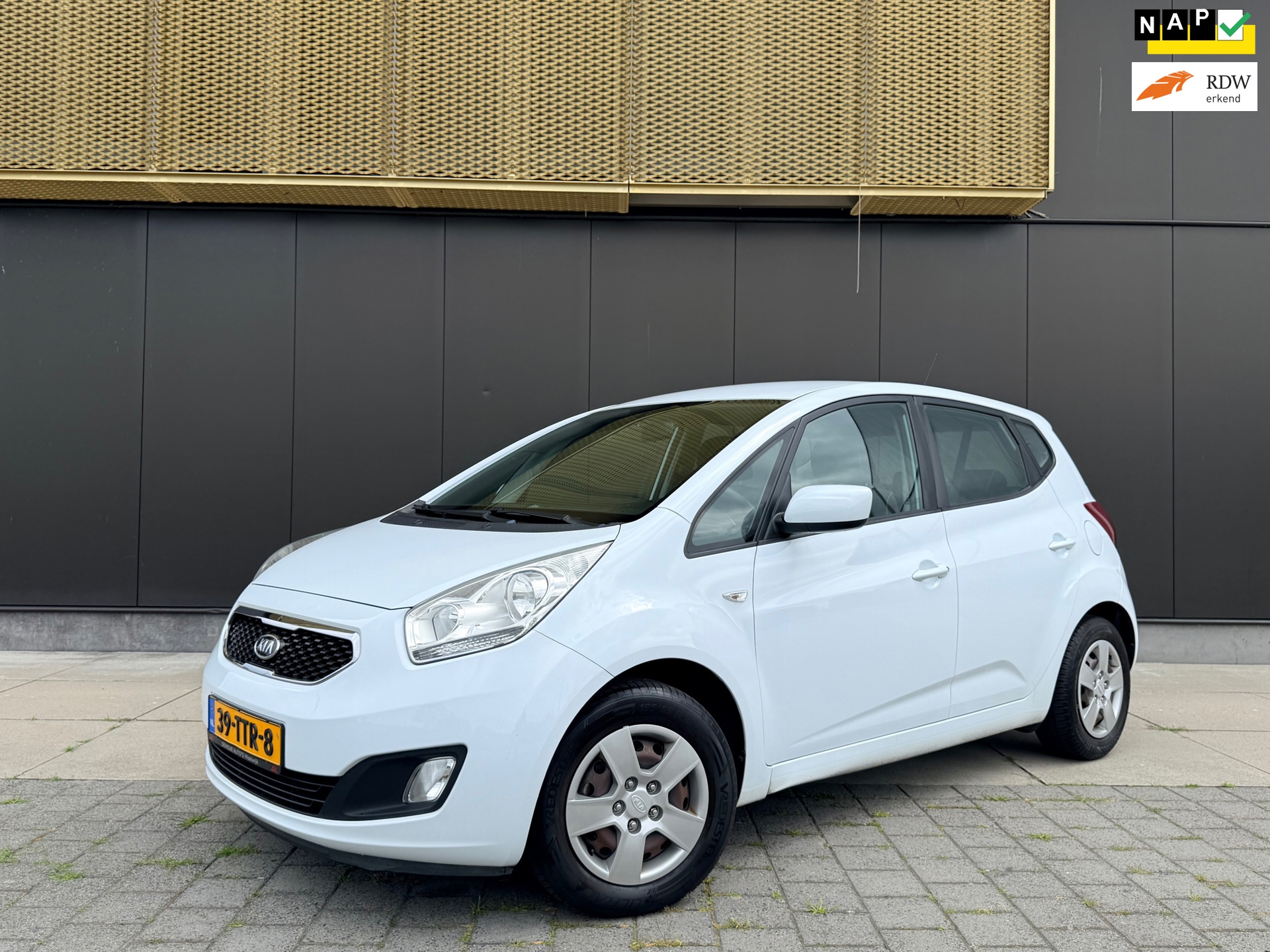 Kia Venga 1.4 CVVT Comfort Pack | Navi | Clima | Cruise | Camera | Blueth | NAP | lage-km