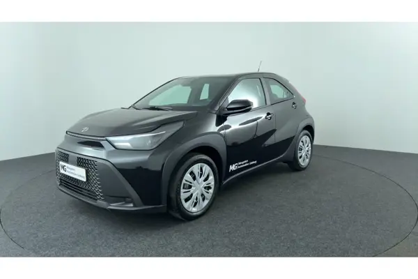 Toyota Aygo X Aygo X Hybrid 115 Play