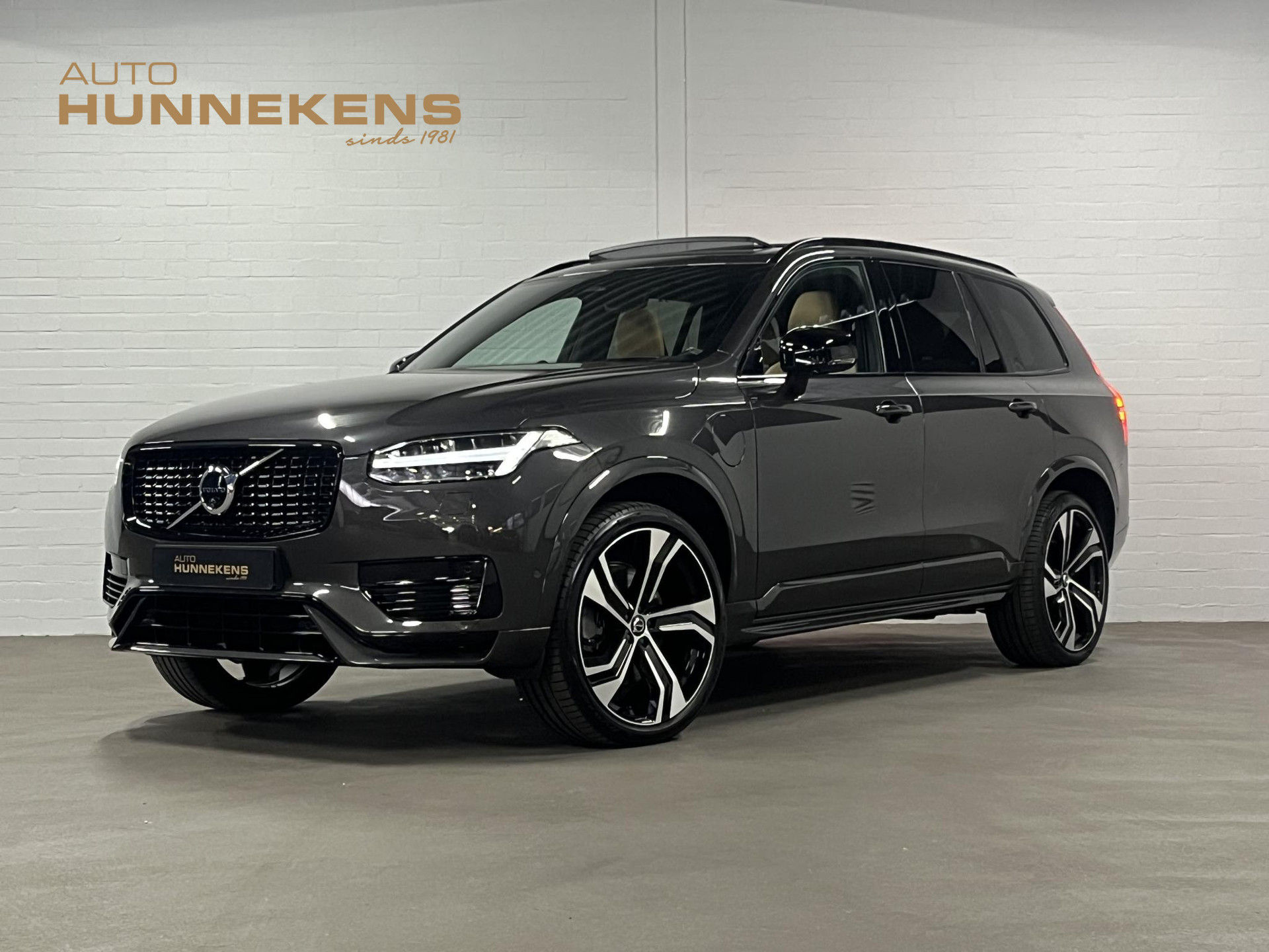 Volvo XC90 2.0 T8 Recharge AWD Ultra Dark