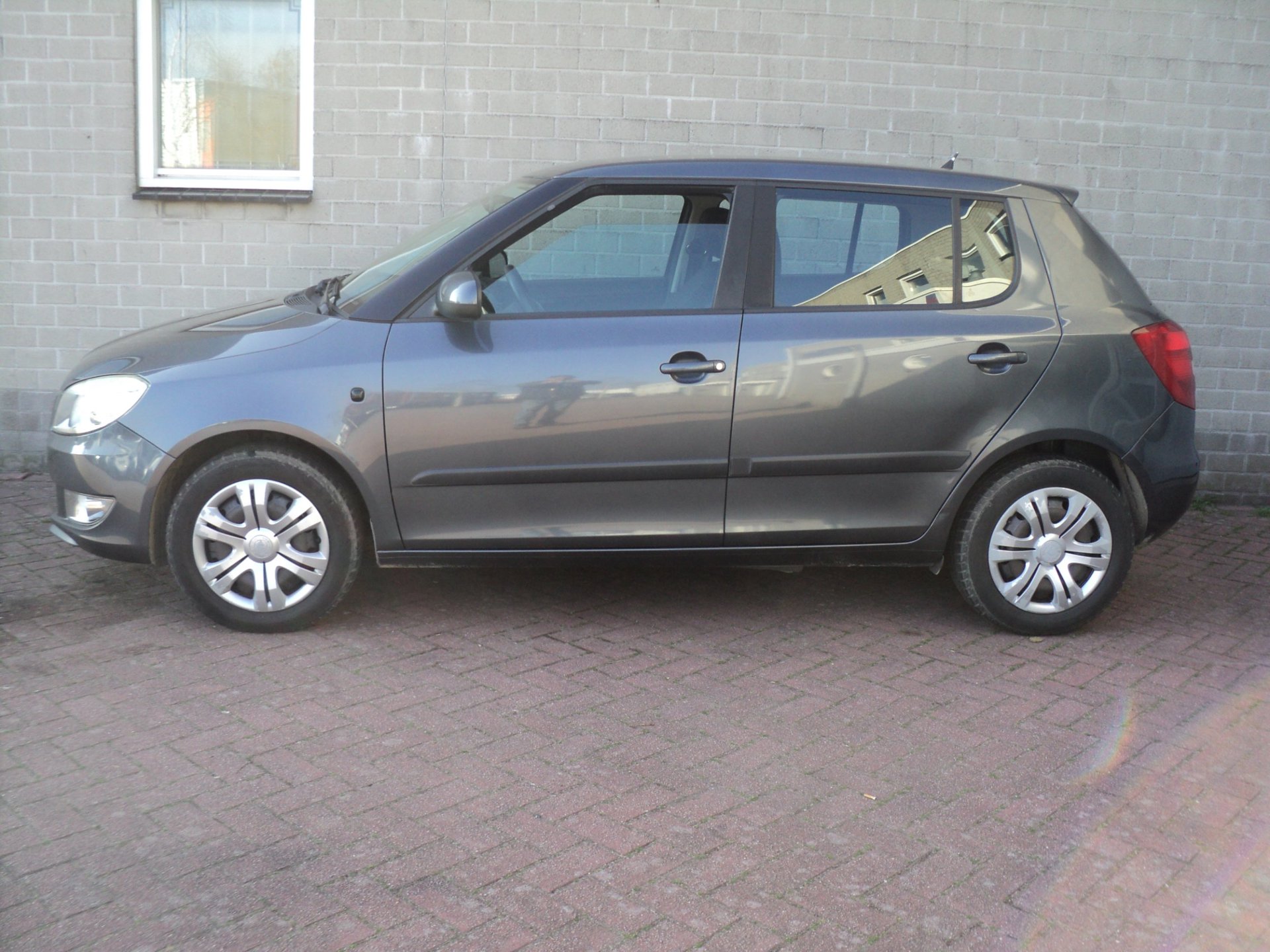 Skoda Fabia 1.2 TSI AIRCO NAVI AIRCO TREKHAAK BJ2011