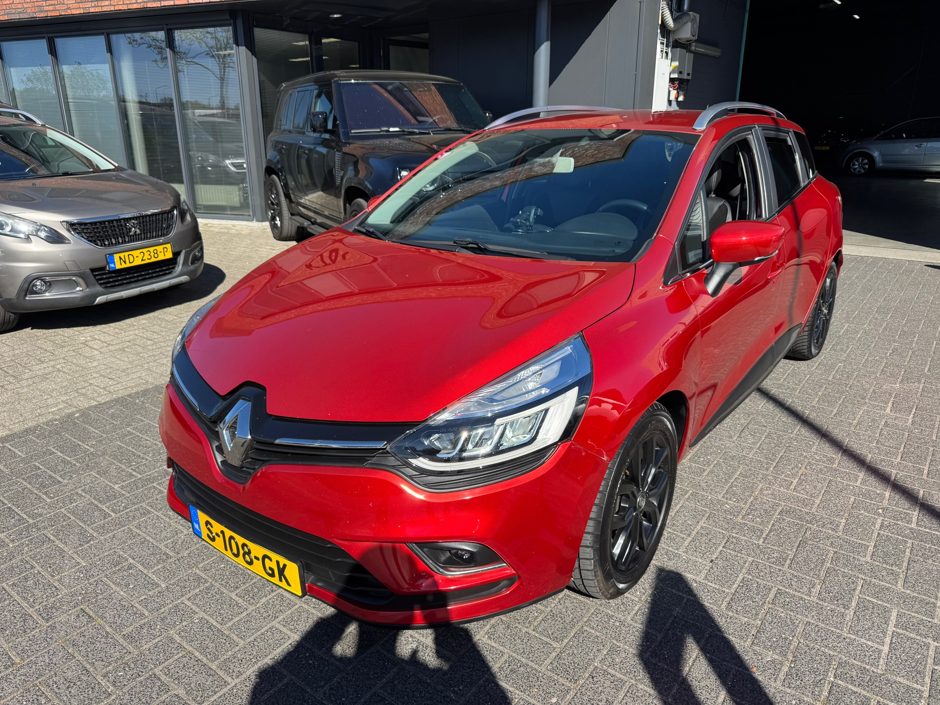 Renault Clio Estate 1.2 TCe Intens AUTOMAAT CRUISE CLIMA NAVI PDC SUPER NETJES