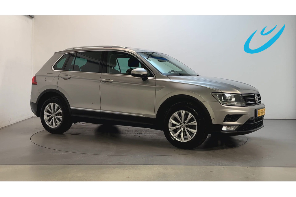 Volkswagen Tiguan 1.4 TSI 150pk DSG ACT Comfortline Business Panoramadak Navigatie Alcantara Stoelverwarming