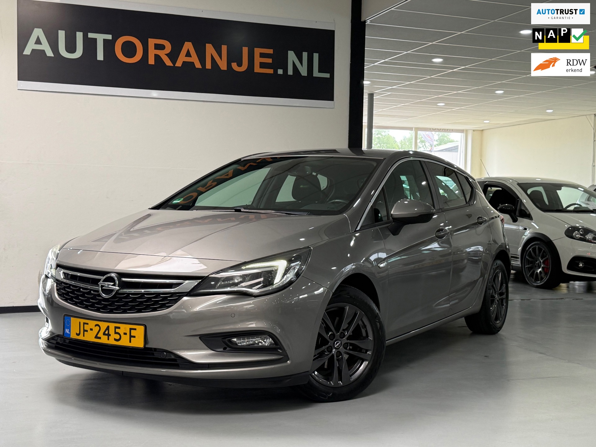 Opel Astra 1.0 Edition-Clima-Cruise-Navi-APK-NAP!!