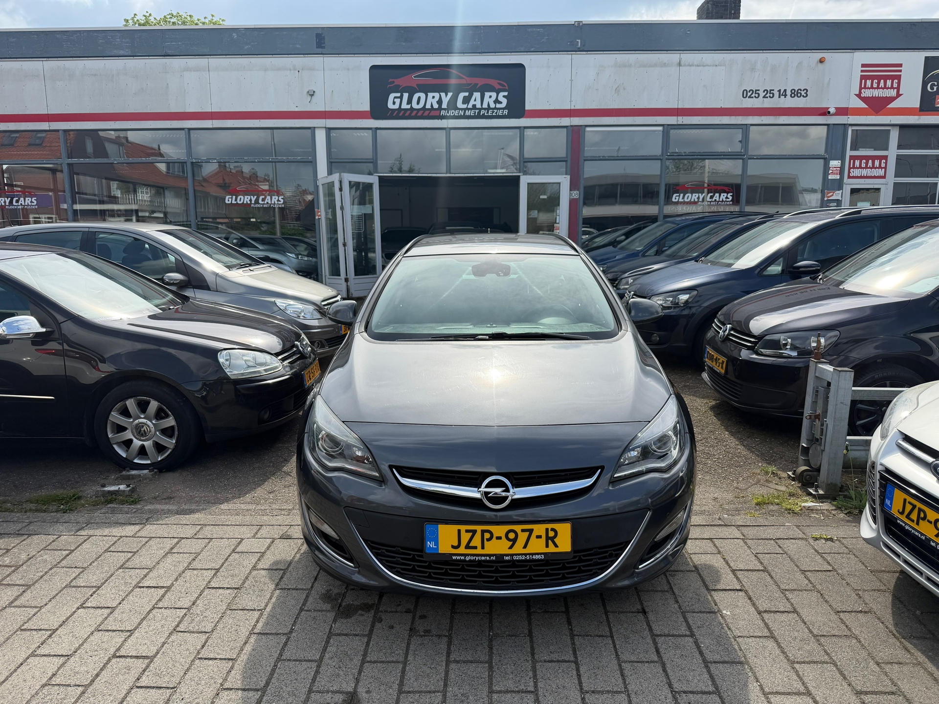 Opel ASTRA SPORTS TOURER 1.6 Turbo Cosmo