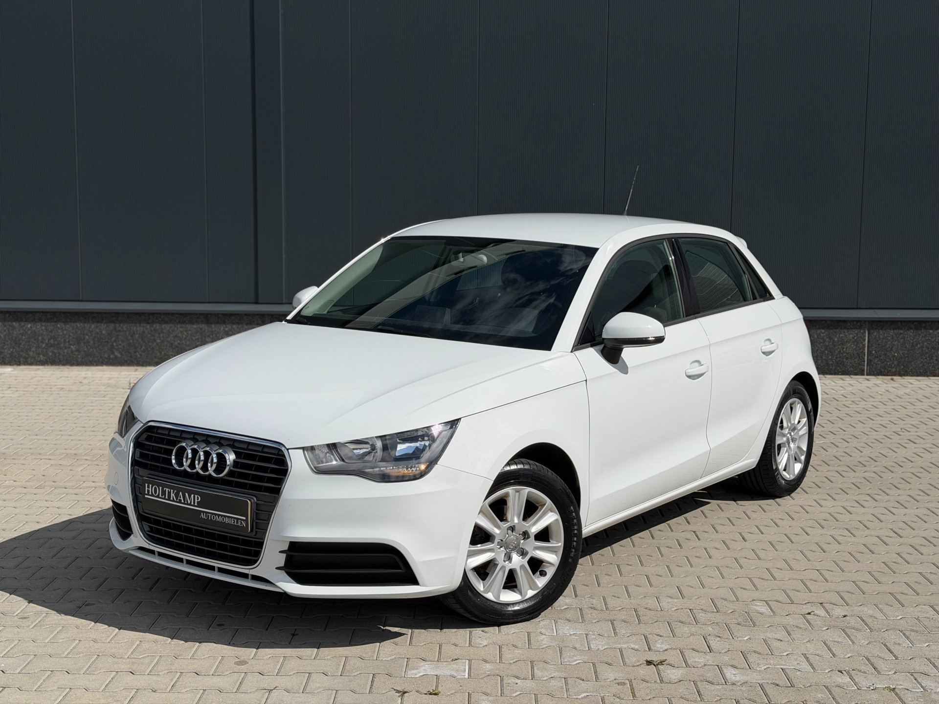 Audi A1 Sportback 1.2 TFSI Attraction Pro Line | CRUISE | MMI | AIRCO
