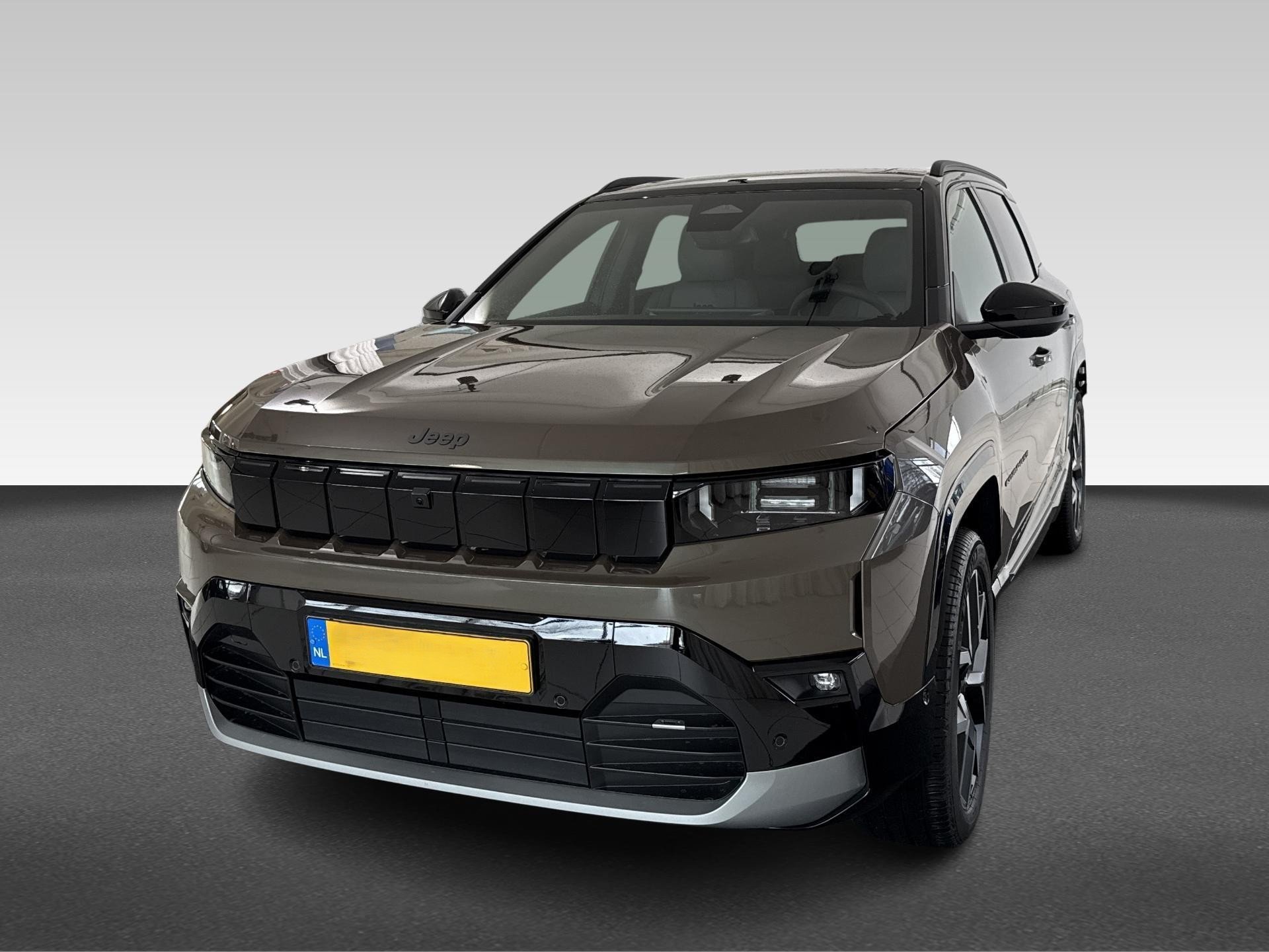 Jeep Compass First Edition 74 kWh | Premium Pack | Convenience Pack | Panodak | Carplay