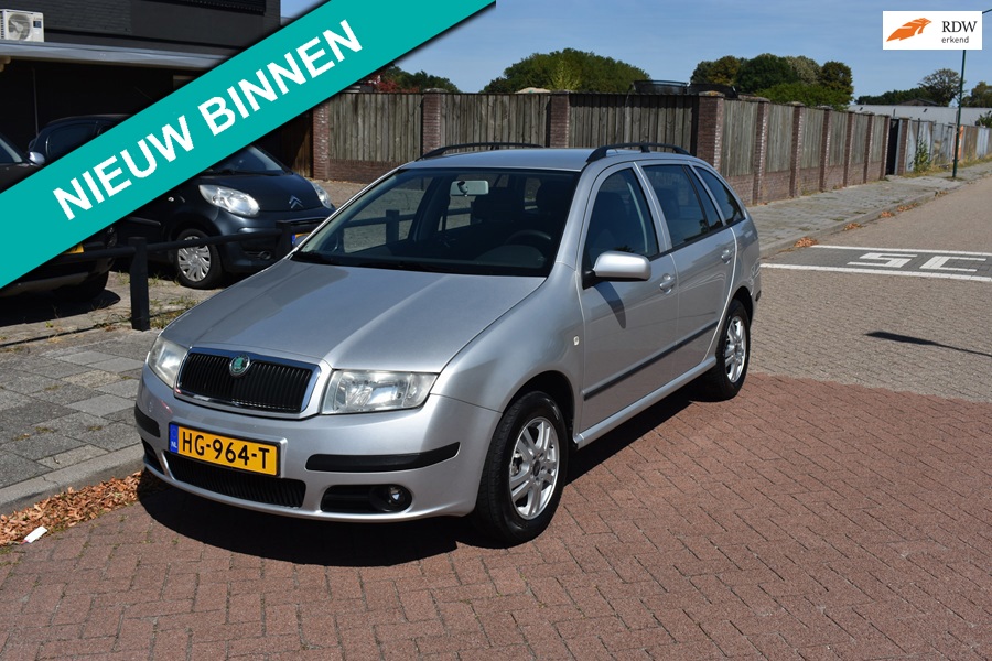 Skoda Fabia Combi 1.4-16V Elegance Automaat