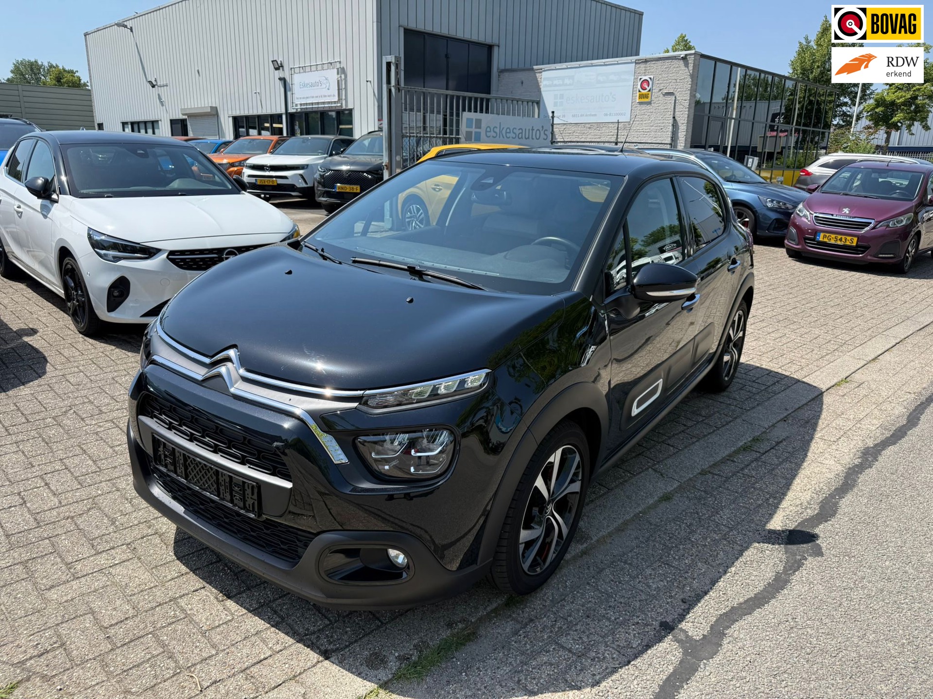 Citroën C3 1.2 PureTech Shine, Navi, Airco, Keyless, NAP, INC BTW