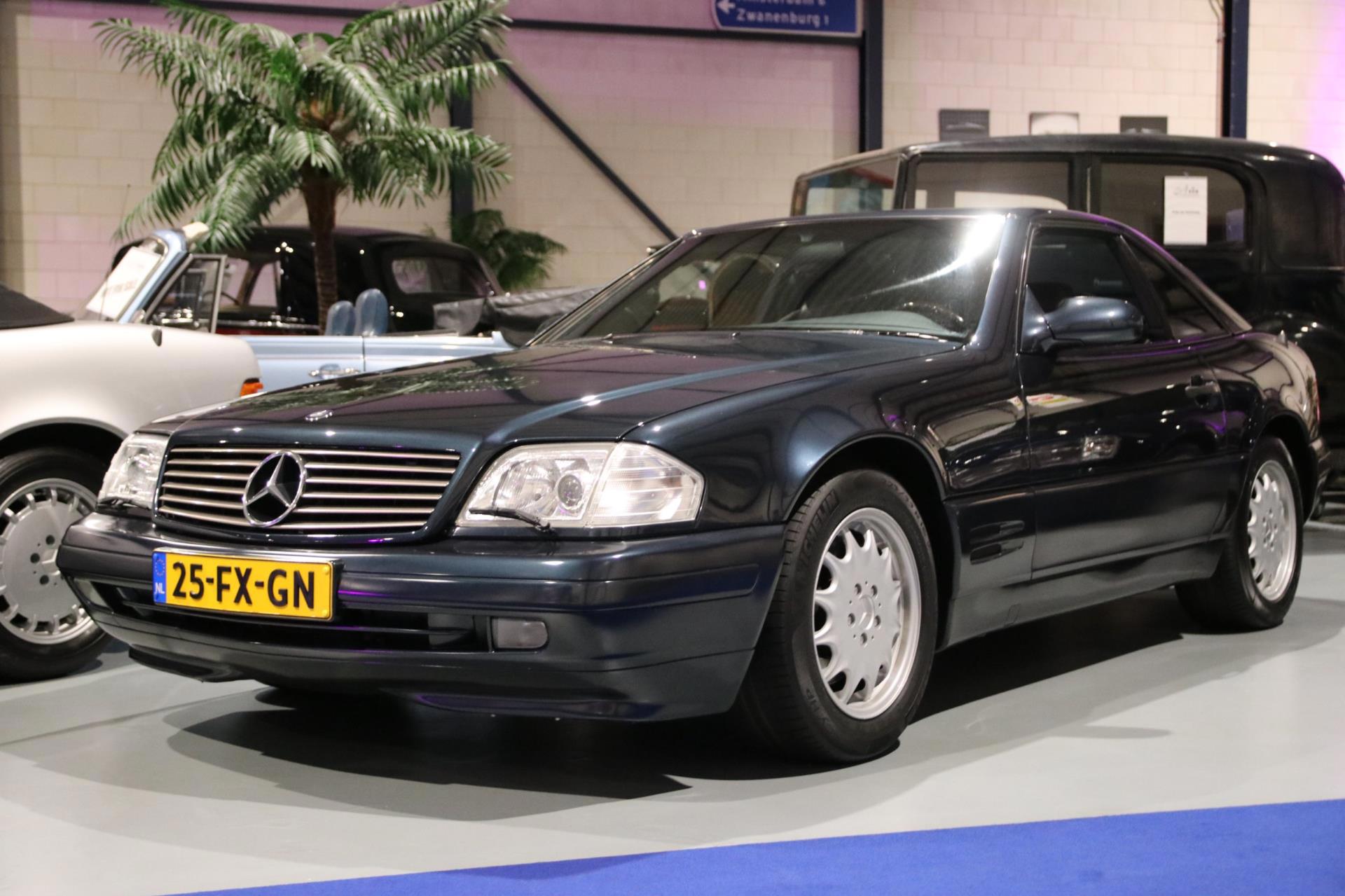 Mercedes-Benz SL-klasse Cabrio 500/ Cruise control/ Climate control