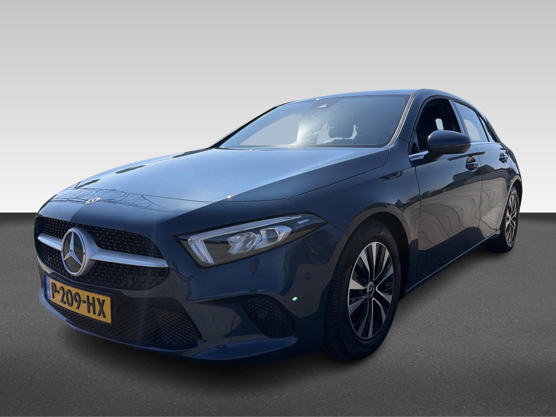 Mercedes-Benz A-Klasse 180 Business Solution AMG