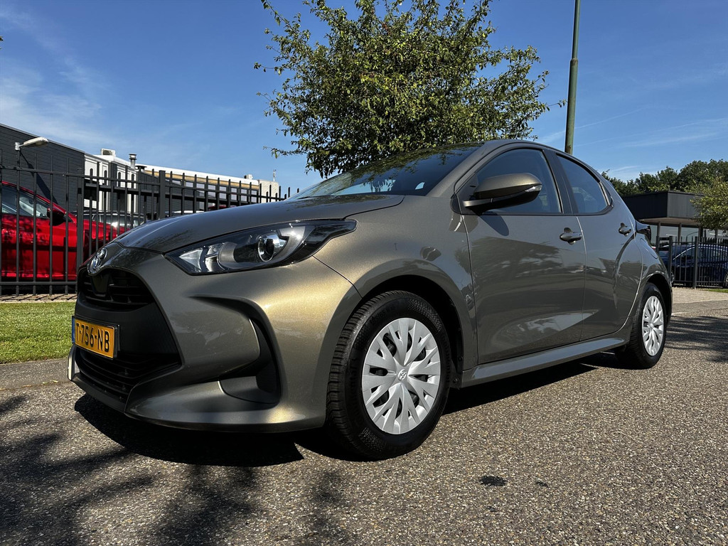 Toyota Yaris 1.5 Hybrid 116pk CVT Active Multi Media Pack