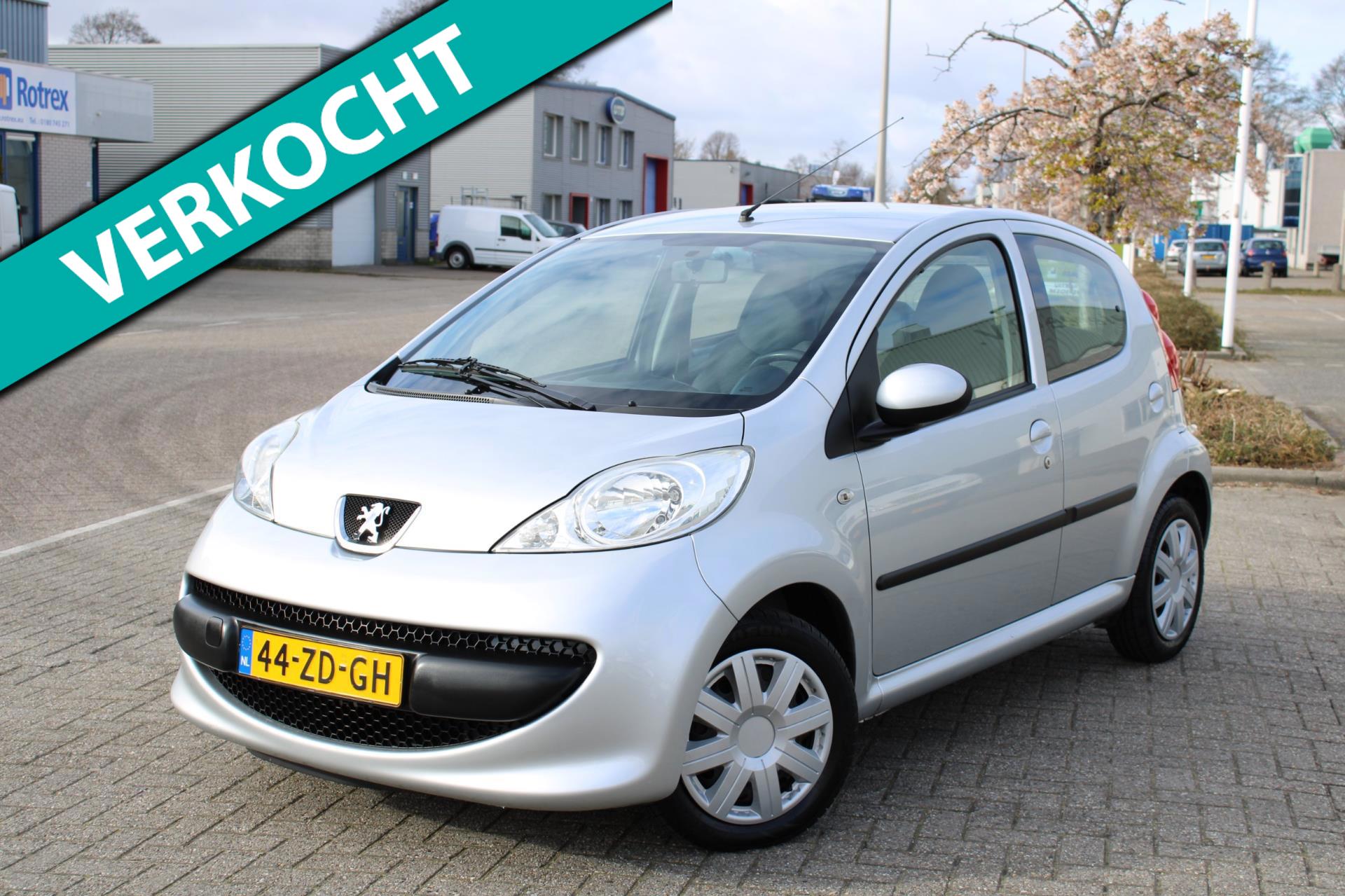 Peugeot 107 1.0-12V XS Automaat l ELEKTR PAK l APK 01-2021
