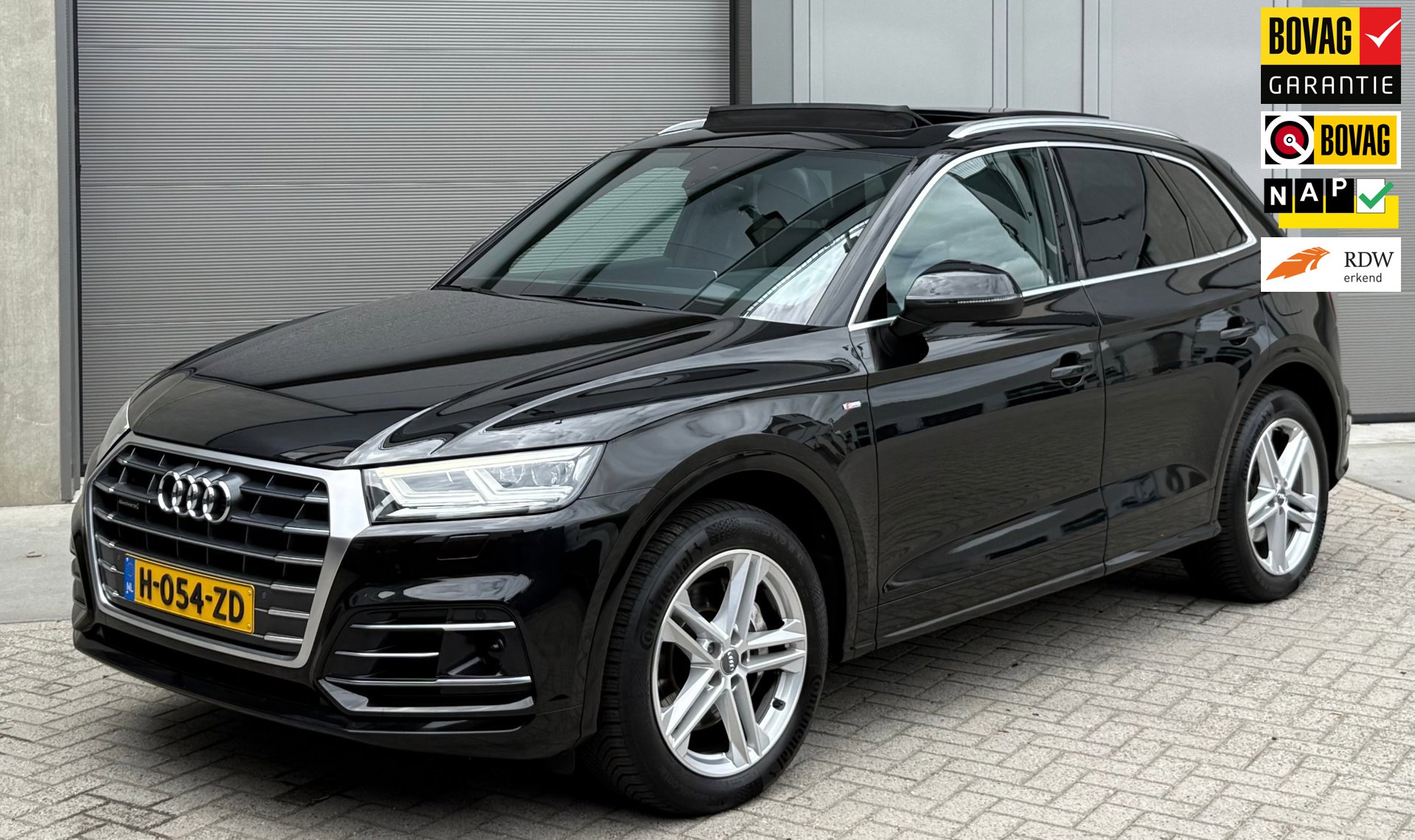 Audi Q5 50 TFSI e Quattro 2020 S edition Zwart PANO|CAM|NAP