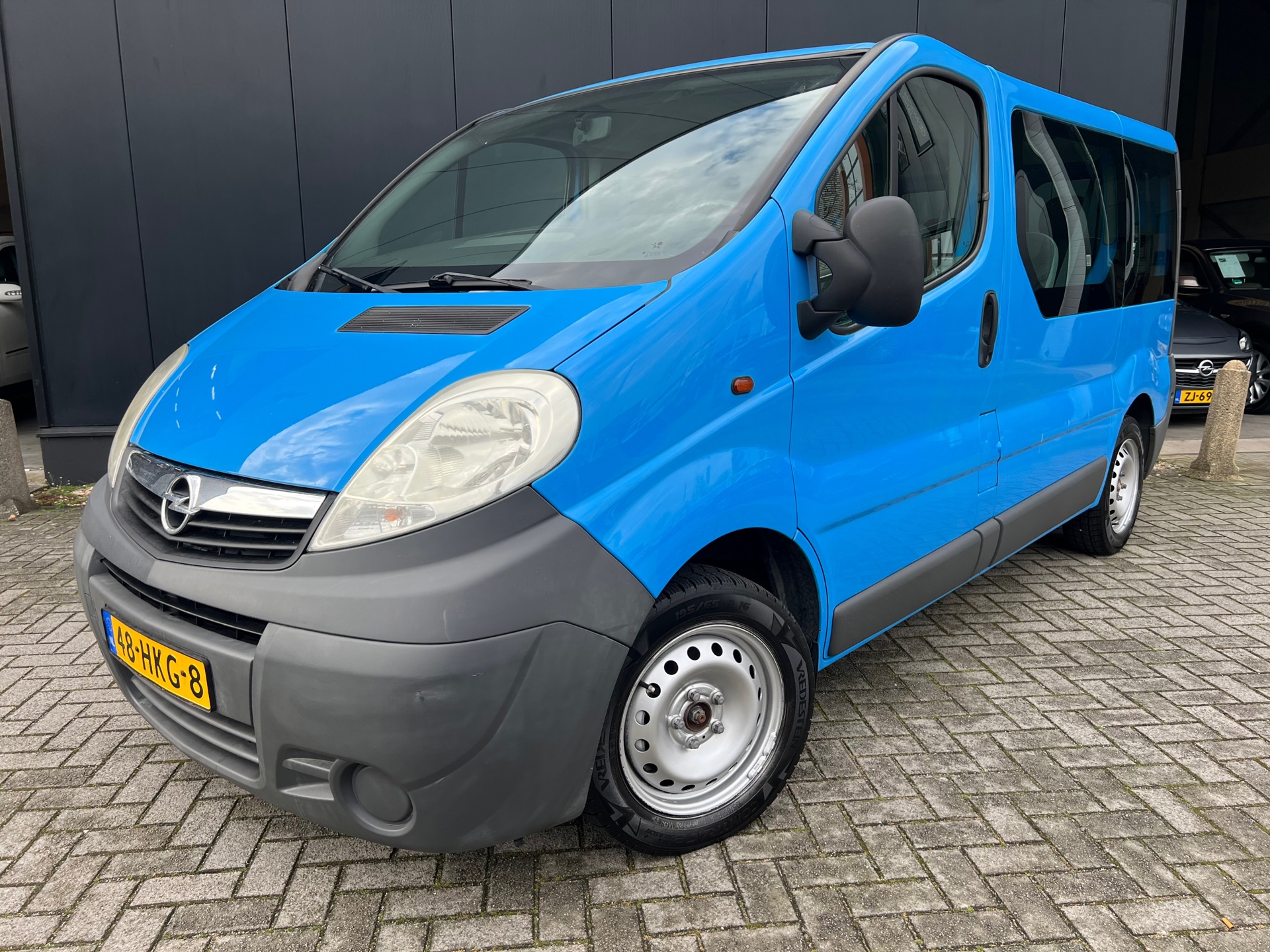Opel Vivaro Combi 2.0i 9 Persoons! Airco/OrgNl/Org98dkm!!!/APK 07-2027.....