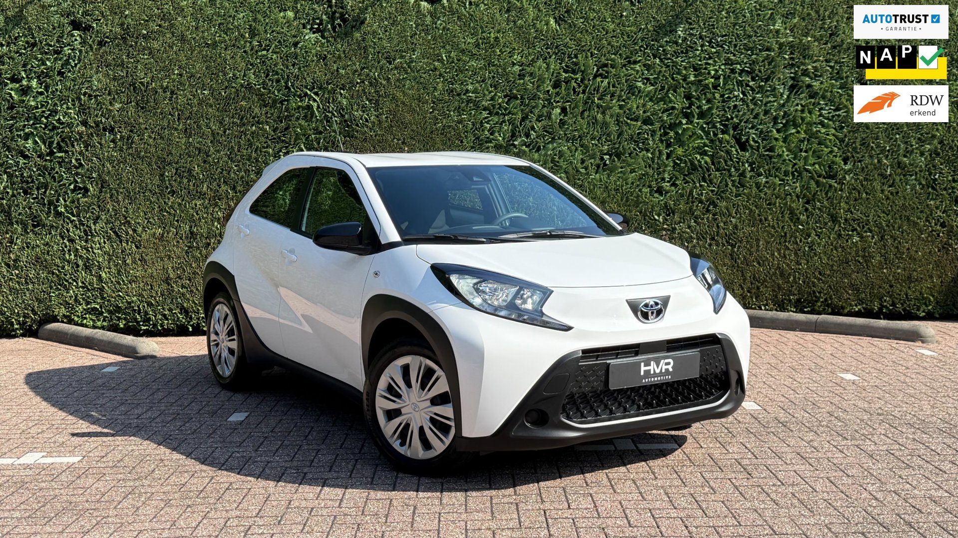 Toyota Aygo X 1.0 VVT-i MT Play | Carplay | Camera | Fabrieks garantie | 1 Eig | NL Auto | ACC | Airco