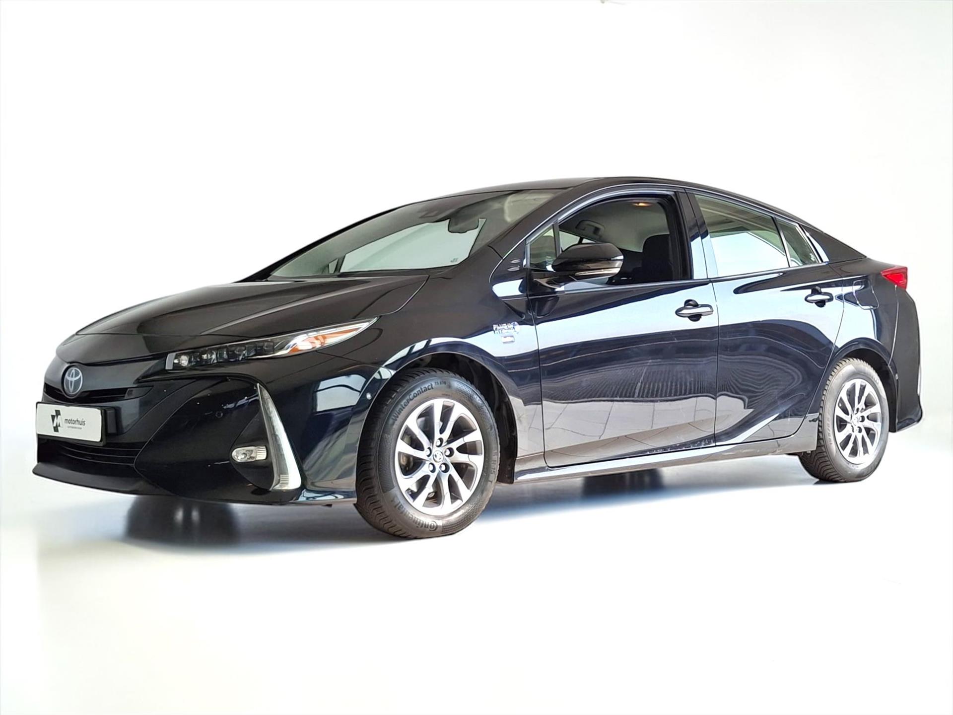 Toyota Prius 1.8 Plug-in Hybrid 122PK Executive AUTOMAAT HUD NAVI LED CAMERA STOELV