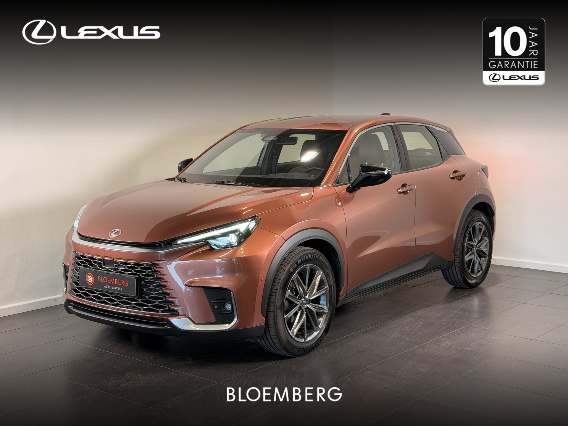 Lexus LBX Relax 2WD