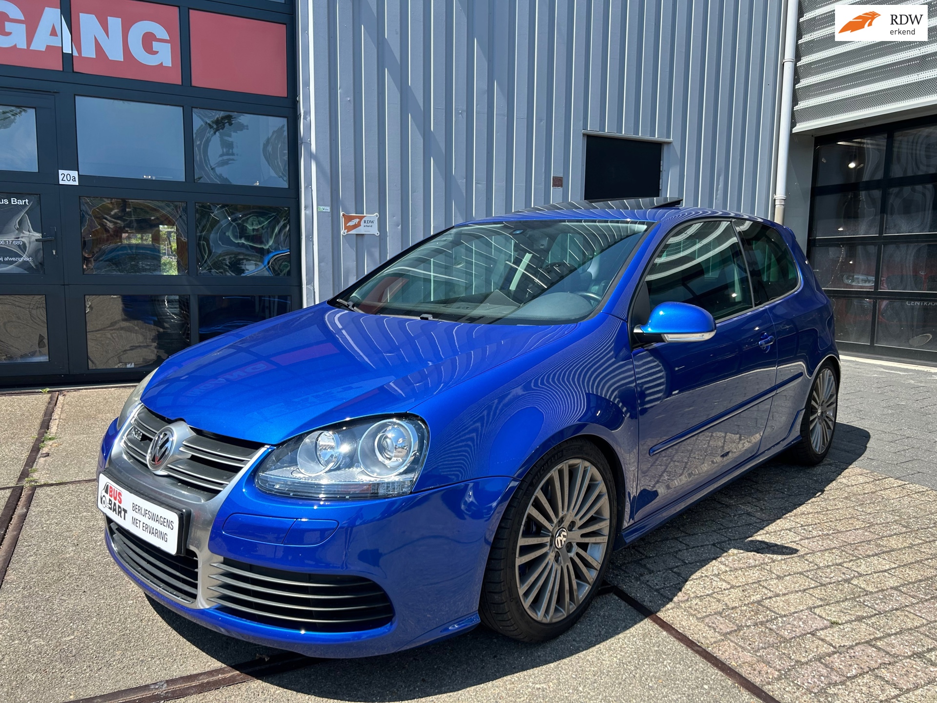 Volkswagen Golf 3.2 R32|Schuif-Kantel Dak|NL-Auto|Navi|Stoelverwarming|Climate Control