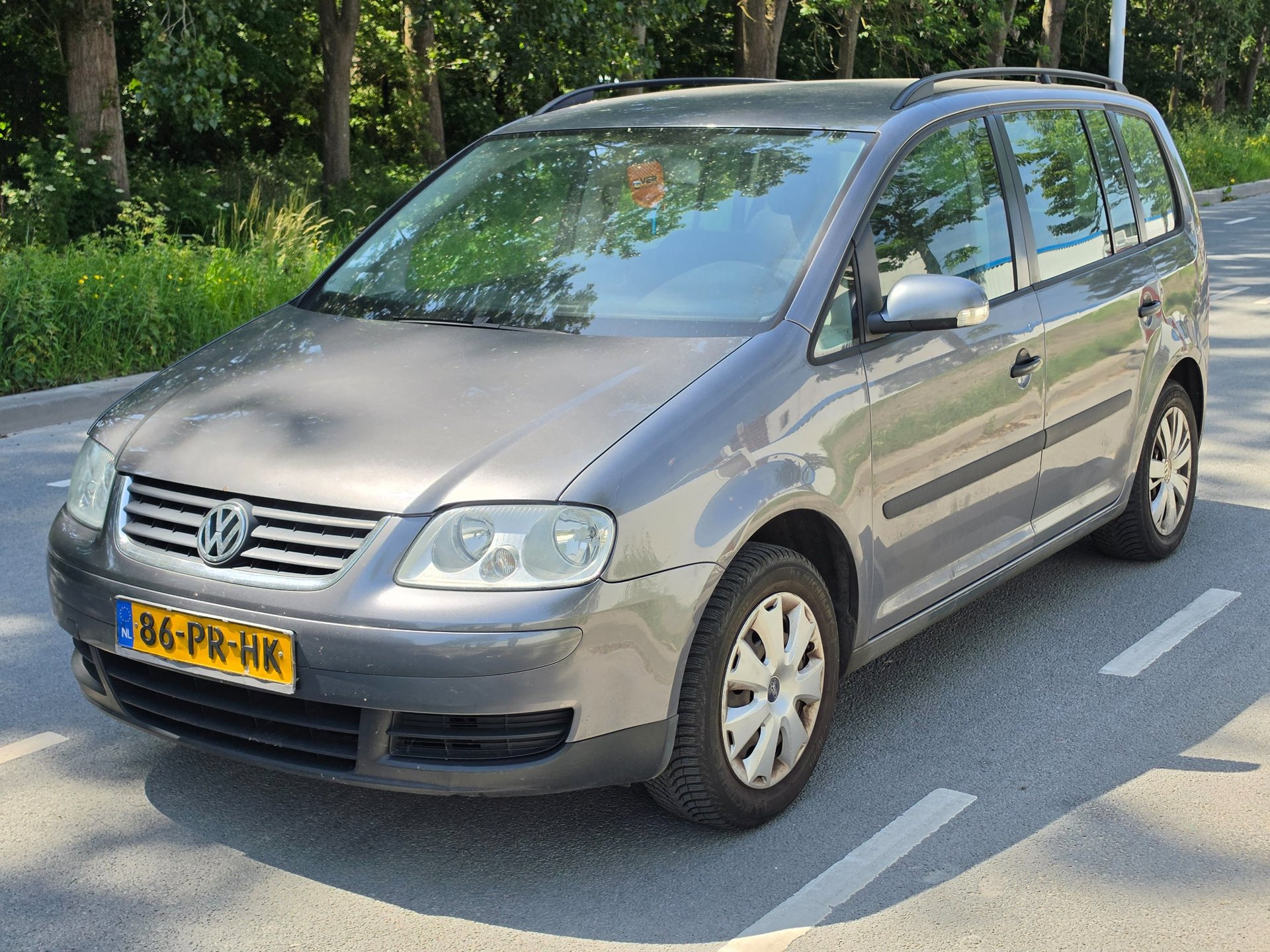 Volkswagen Touran 1.6-16V FSI Turijn