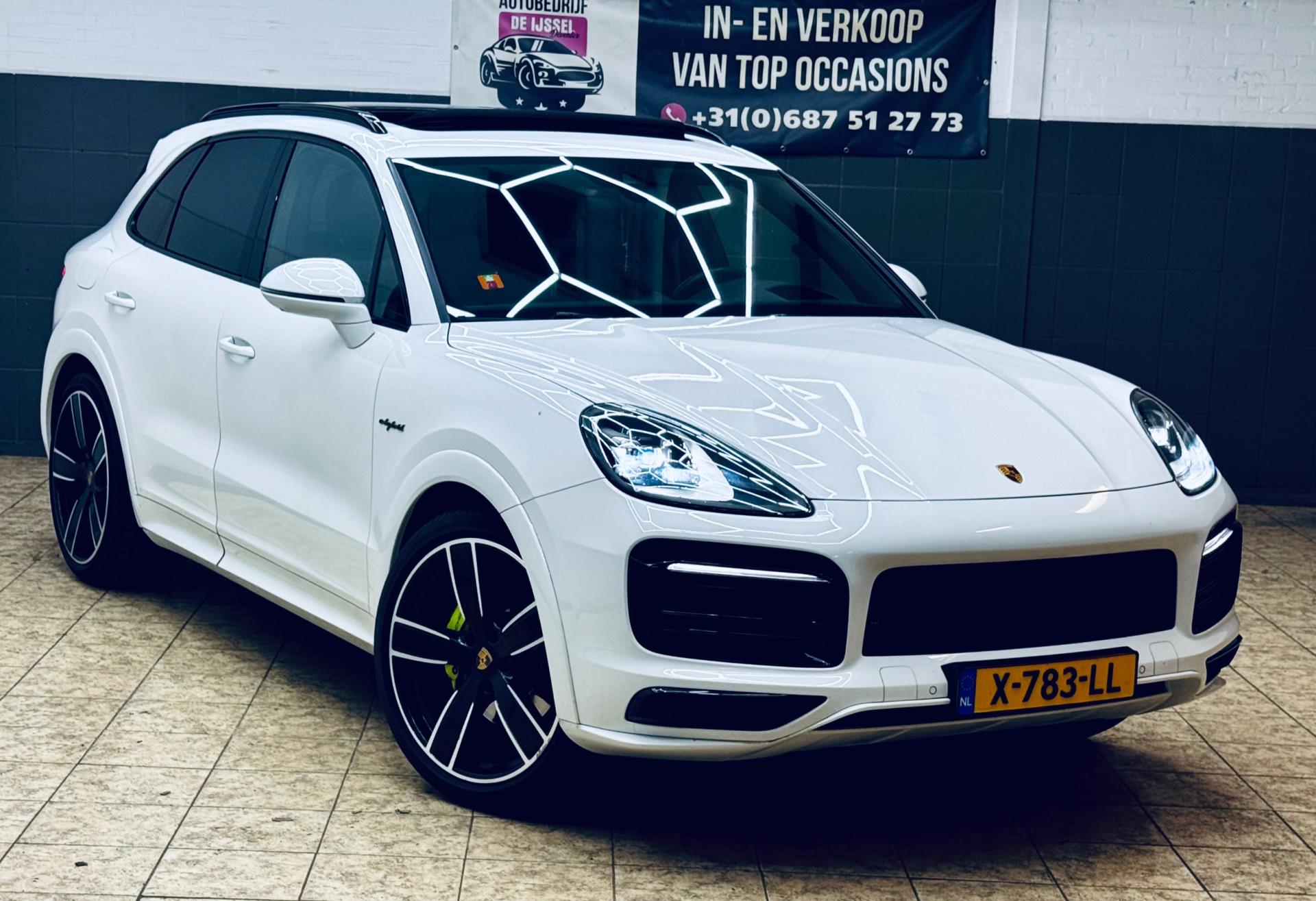 Porsche Cayenne 3.0 E-Hybrid Platinum Edition/ GARANTIE /Dealer O.H /