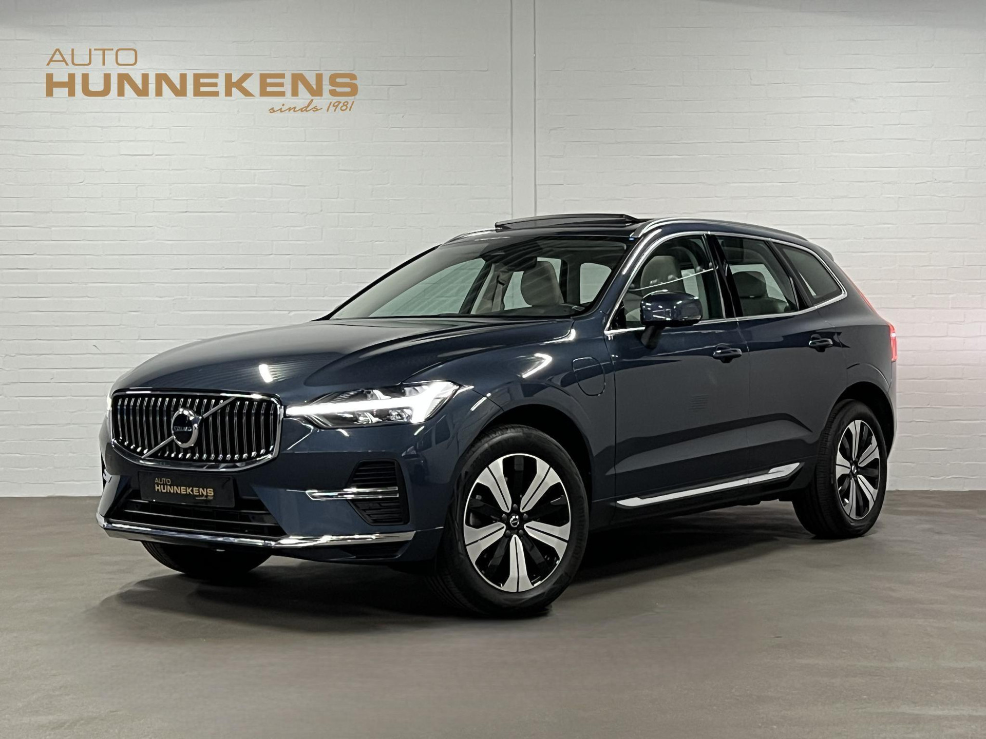 Volvo XC60 2.0 T6 Plug-in hybrid AWD Core Bright