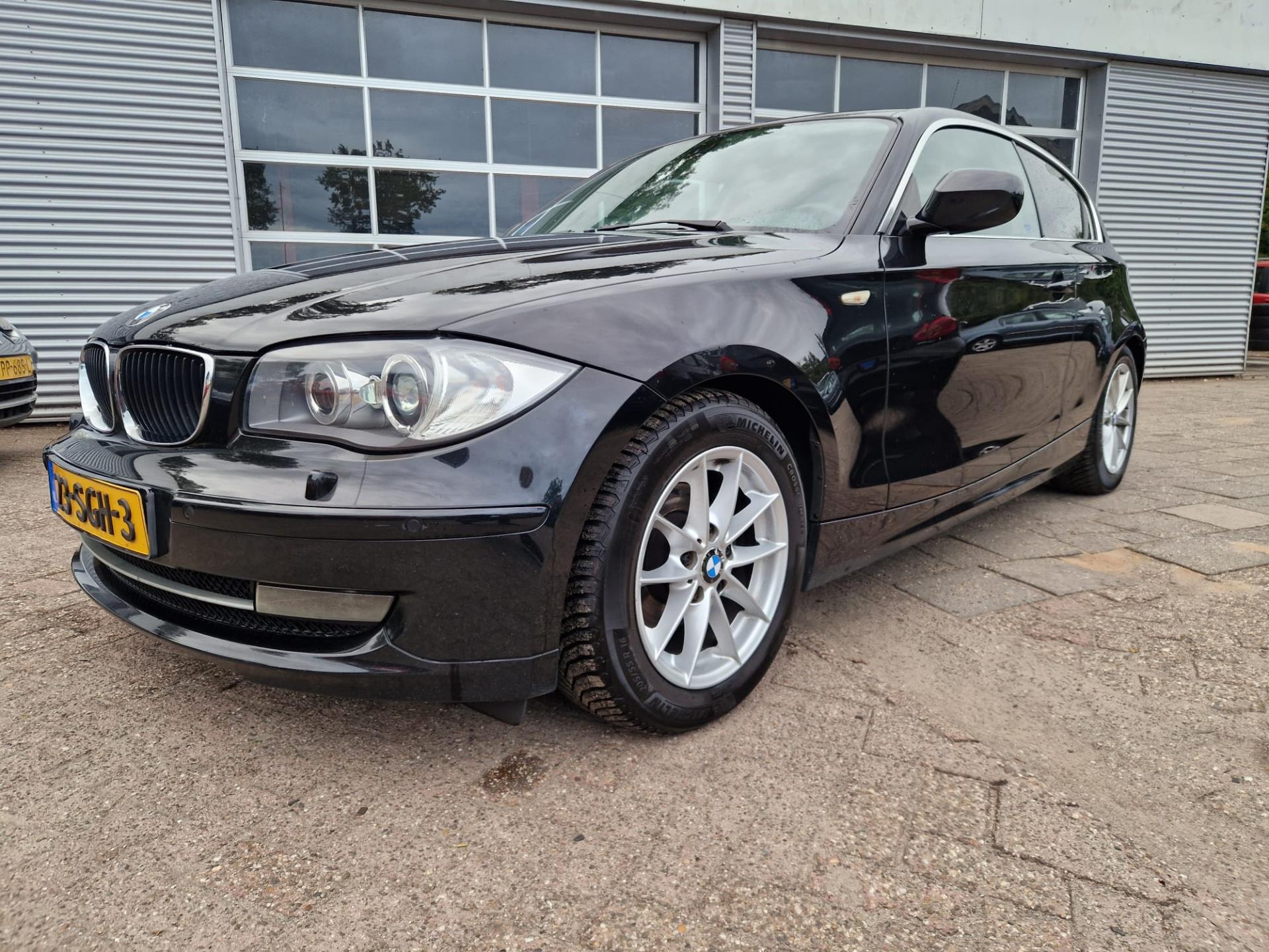 BMW 1-serie 116i (EXPORTPRIJS)