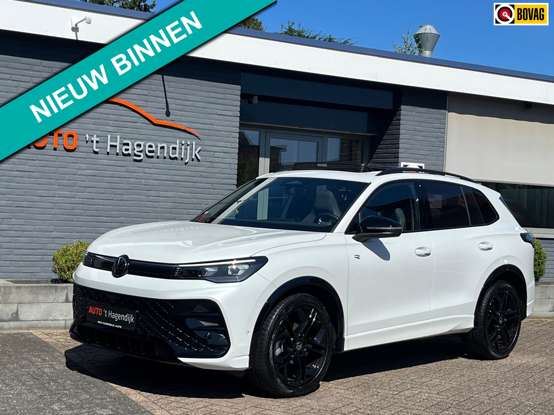 Volkswagen Tiguan 1.5 eTSI R-Line 1EIG pano trekh 20" IQ 360gr