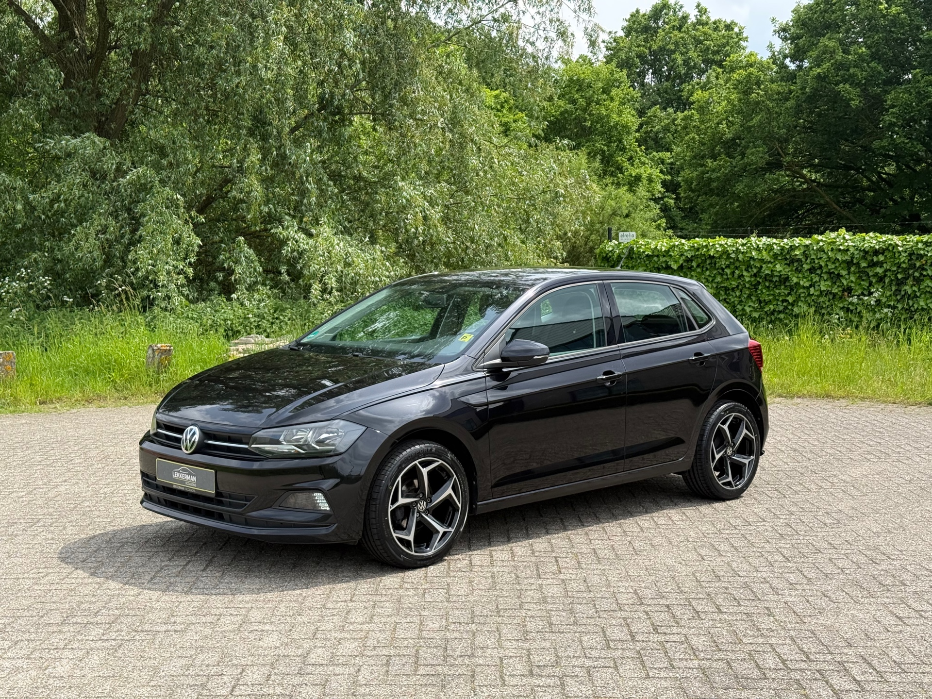 Volkswagen Polo 1.0 TSI Highline BLUETOOTH I 4 X NWE BANDEN I WEINIG KM I CRUISE