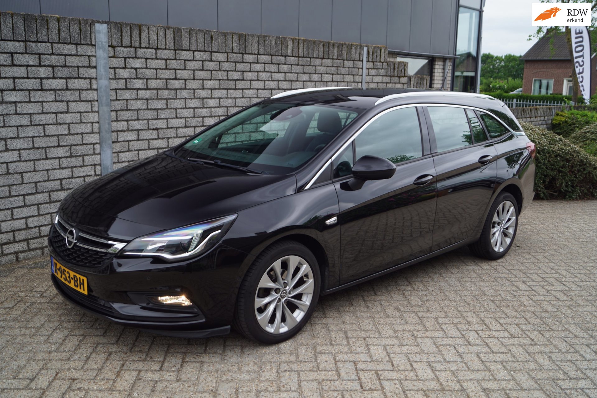 Opel Astra Sports Tourer 1.4 Turbo Innovation 150 PK Autom Half Leder Sportst Stoel/Stuurverw Navi Camera Clima Cruise 2x PDC LMV