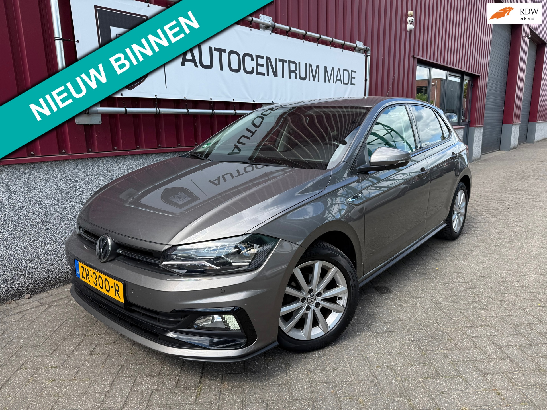 Volkswagen Polo 1.0 TSI Beats // R-Line // Navi // Carplay // PDC // Clima //