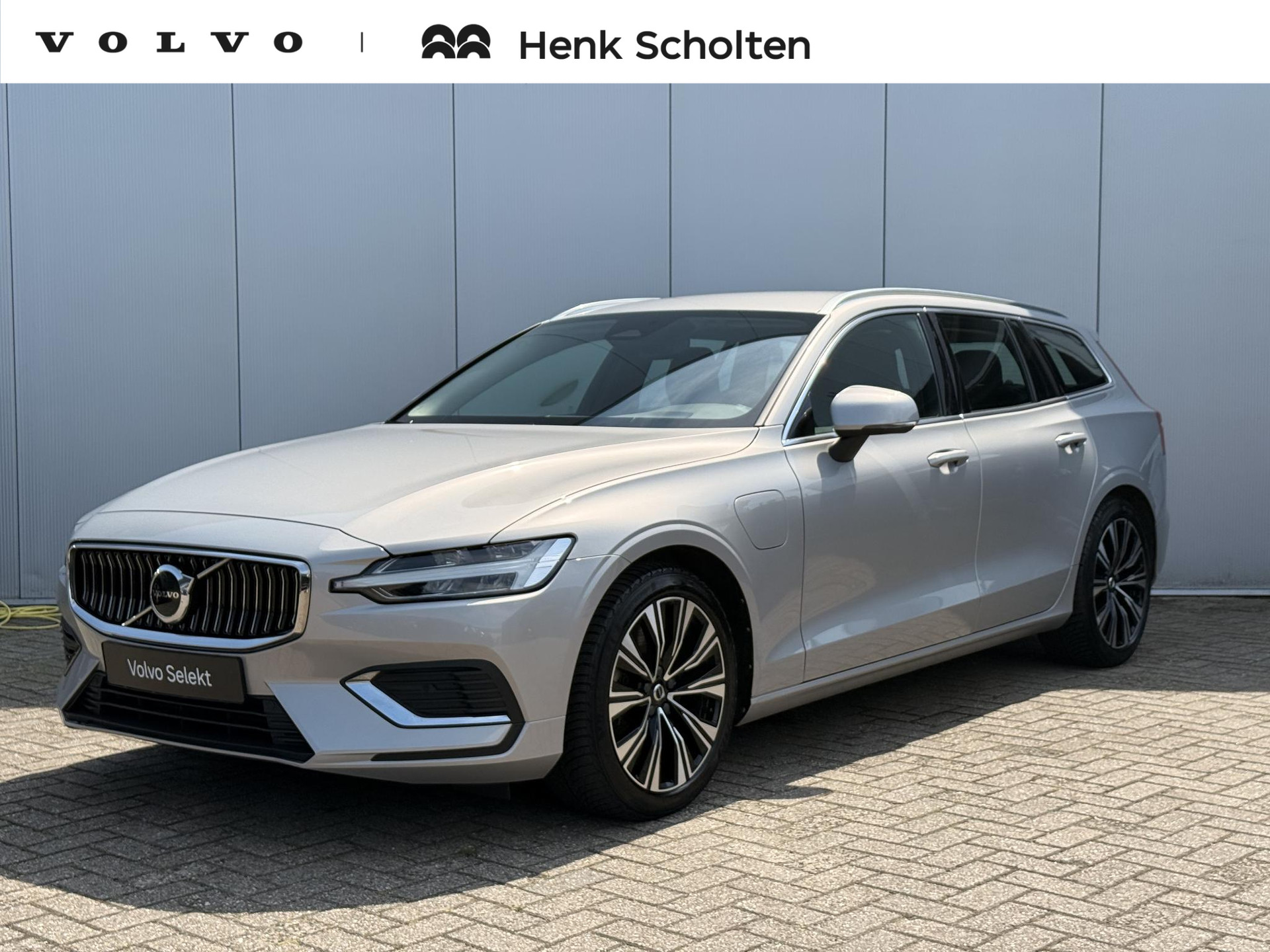 Volvo V60 T6 Plug-in hybrid AWD Plus Bright |