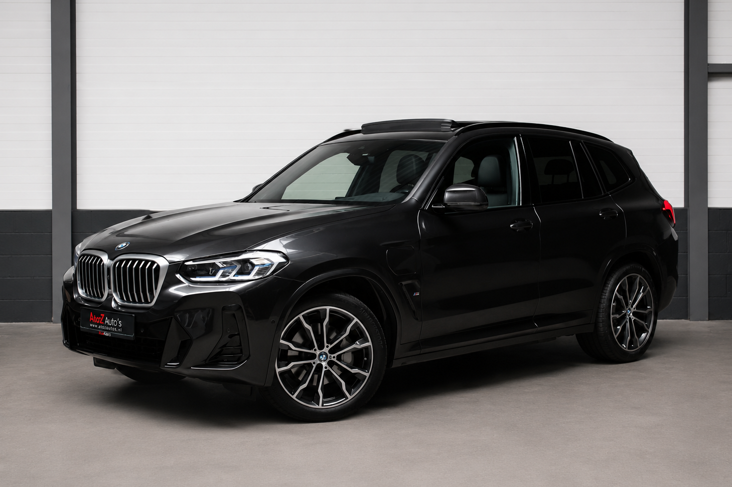 BMW X3 XDrive30e M-Sport Pano Camera Trekhaak Laser HUD