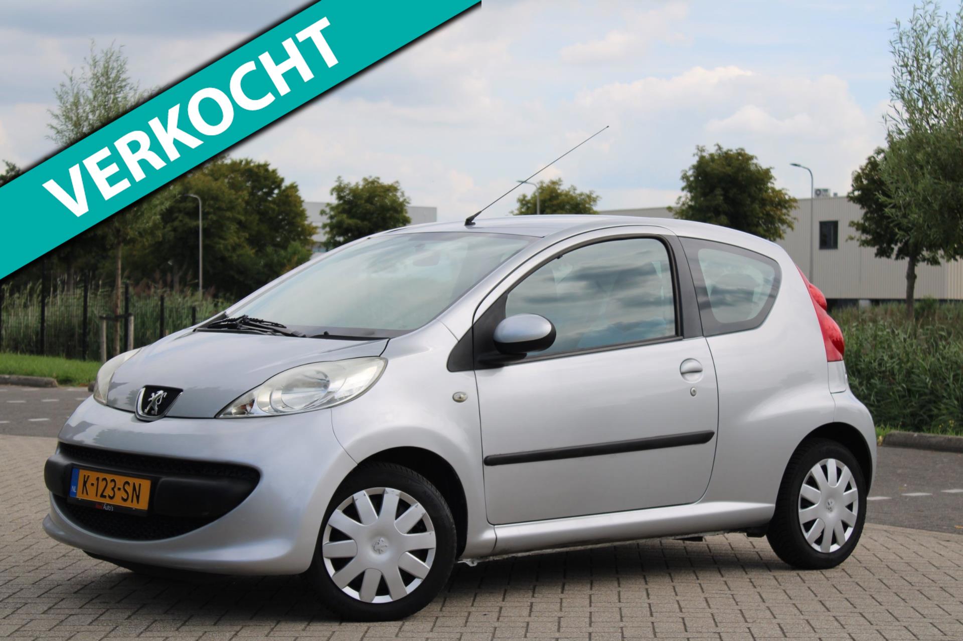 Peugeot 107 1.0-12V XR l Airco l Elek Pak l Stuurbekr