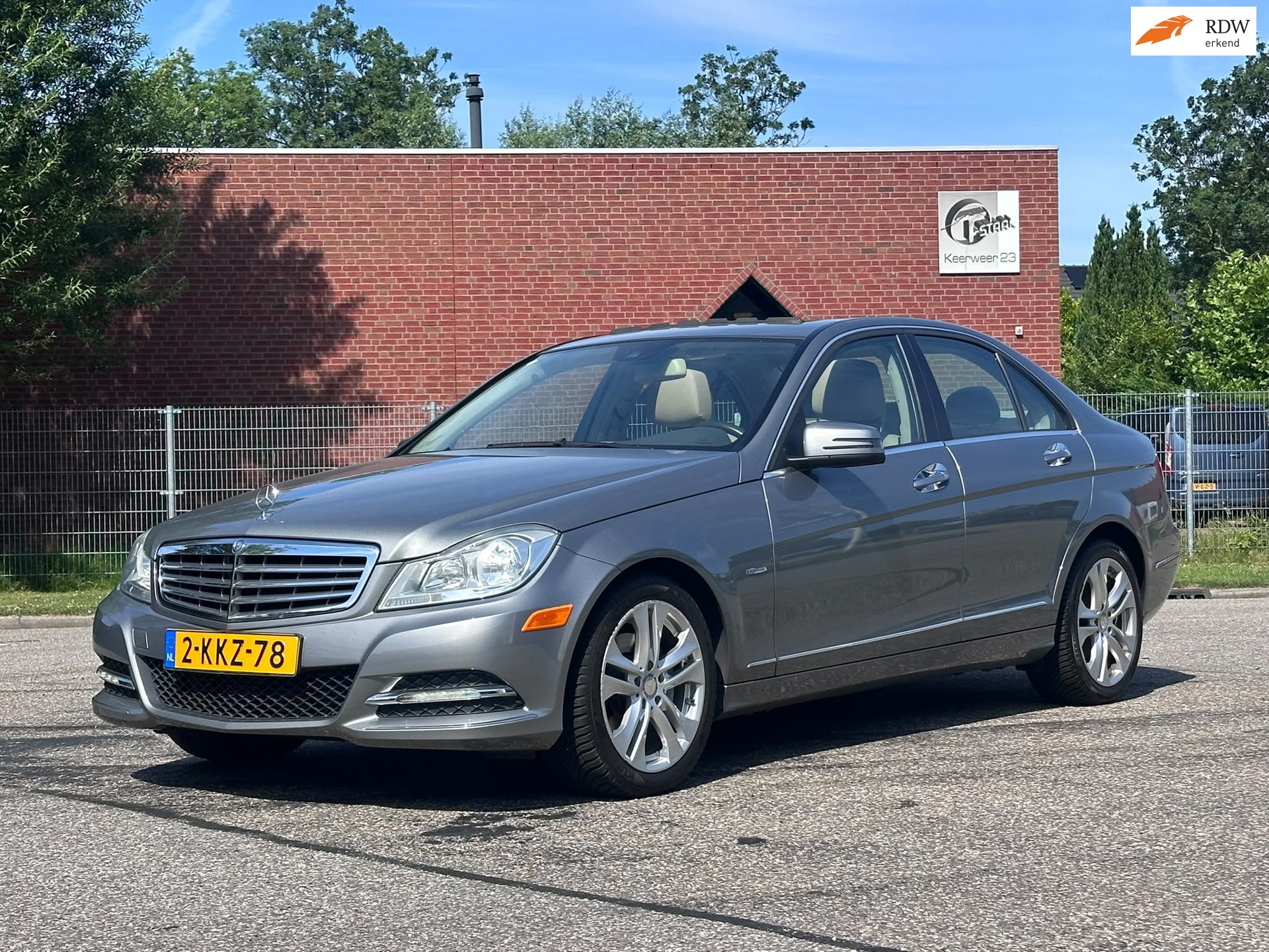 Mercedes-Benz C-klasse 250 Business Class Automaat*Achteruit camera**Leder*Schuifdak*Cruise*Clima*LM velgen*Stoelverwar*Navigatie*