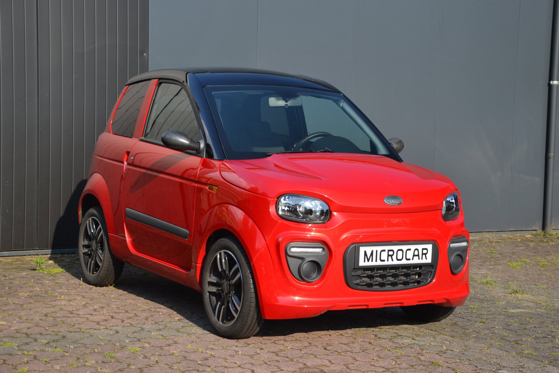 Microcar Brommobiel M.GO 6 * 8500 km !! * z.g.a.n. * Achteruitrij Camera