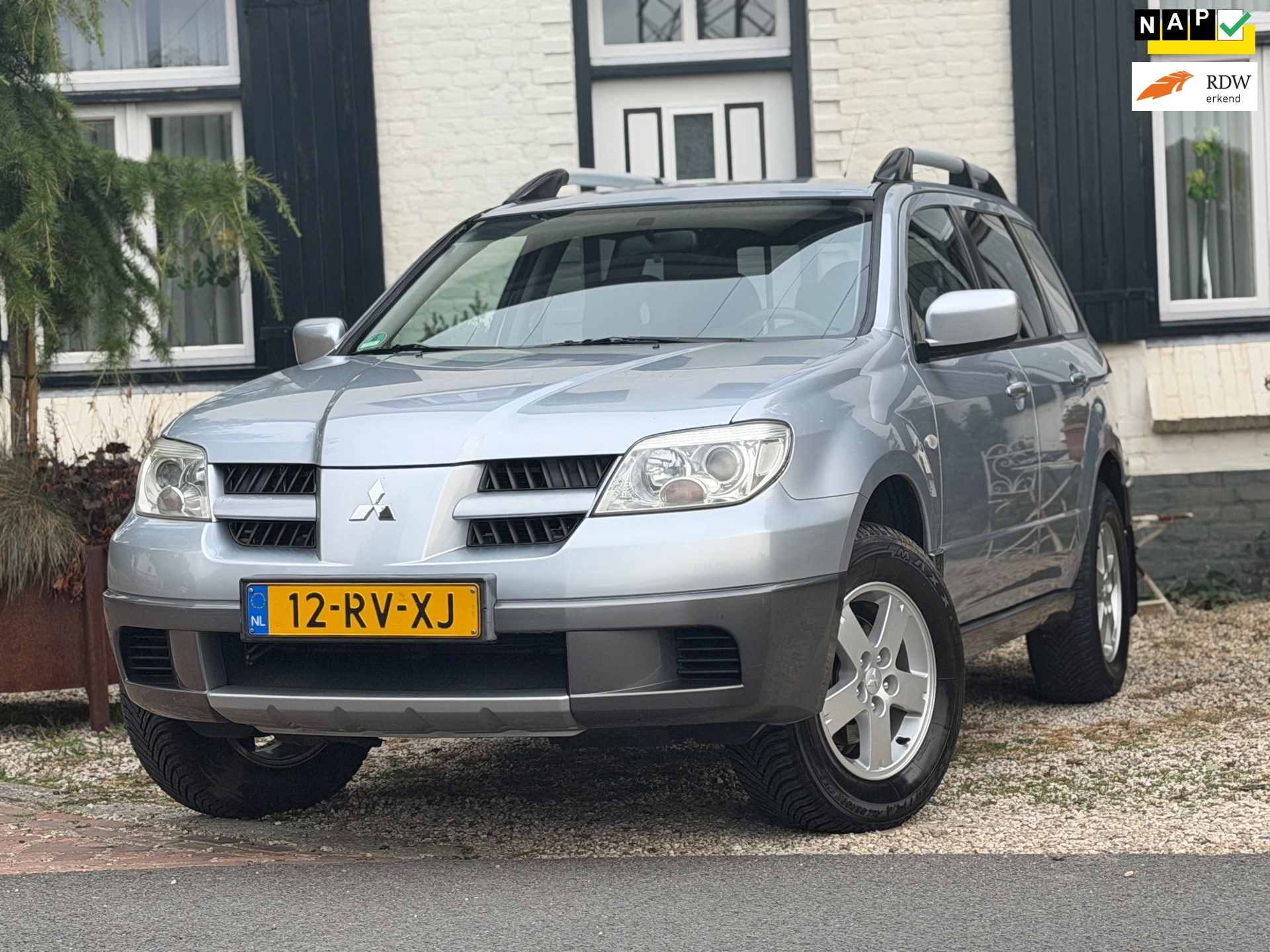 Mitsubishi Outlander 2.0 Invite plus|Airco|Trekhaak|Goed onderhouden|