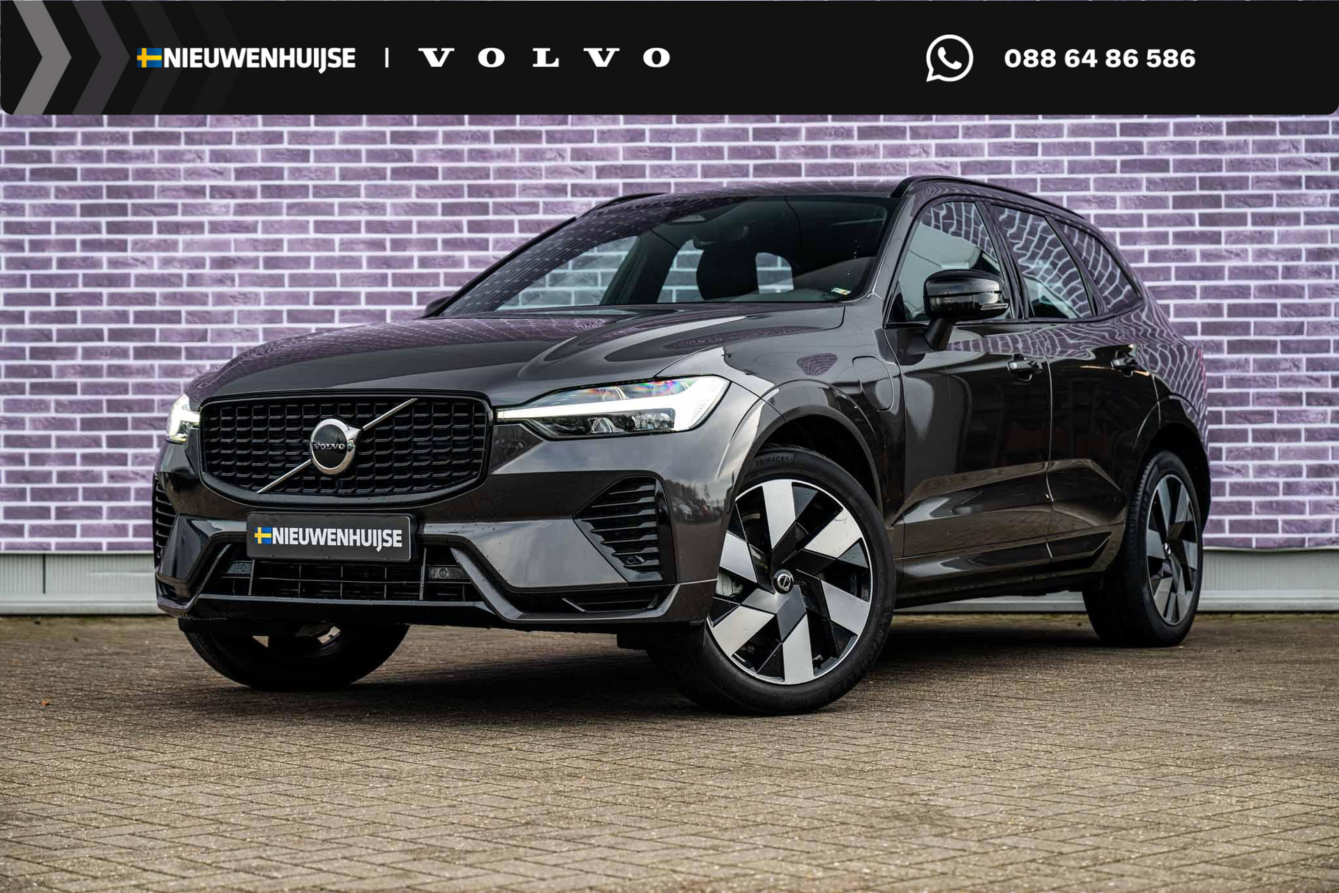 Volvo XC60 2.0 T6 Plug-in hybrid AWD Plus Dark