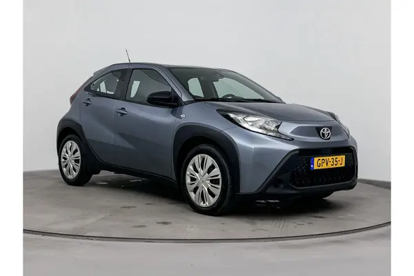 Toyota Aygo X Aygo X 1.0 Vvt-I Mt Play
