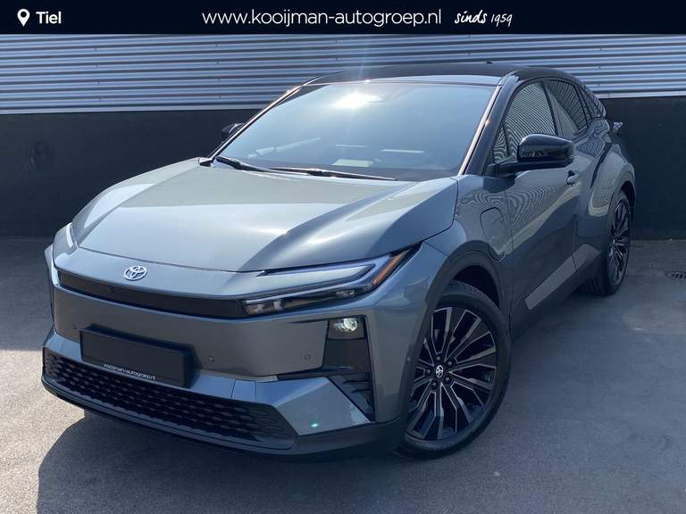 Toyota Toyota C-HR+
