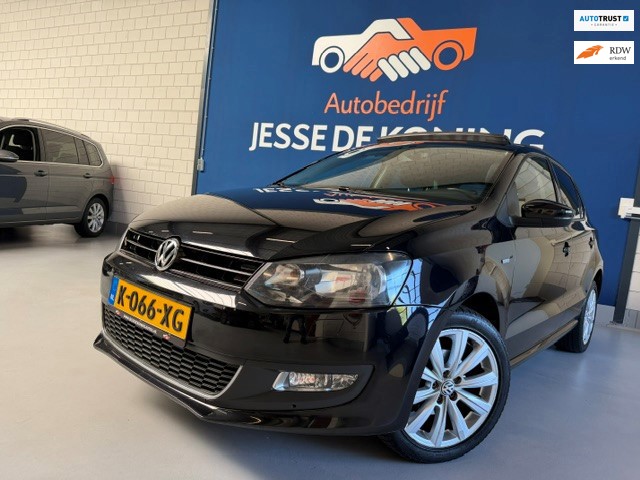 Volkswagen Polo 1.2-12V Style/Match / NAP met 113485 km./panoramadak / 5 deurs / airco /scherm/ sportvelgen/etc./ APK tot 01/2027.