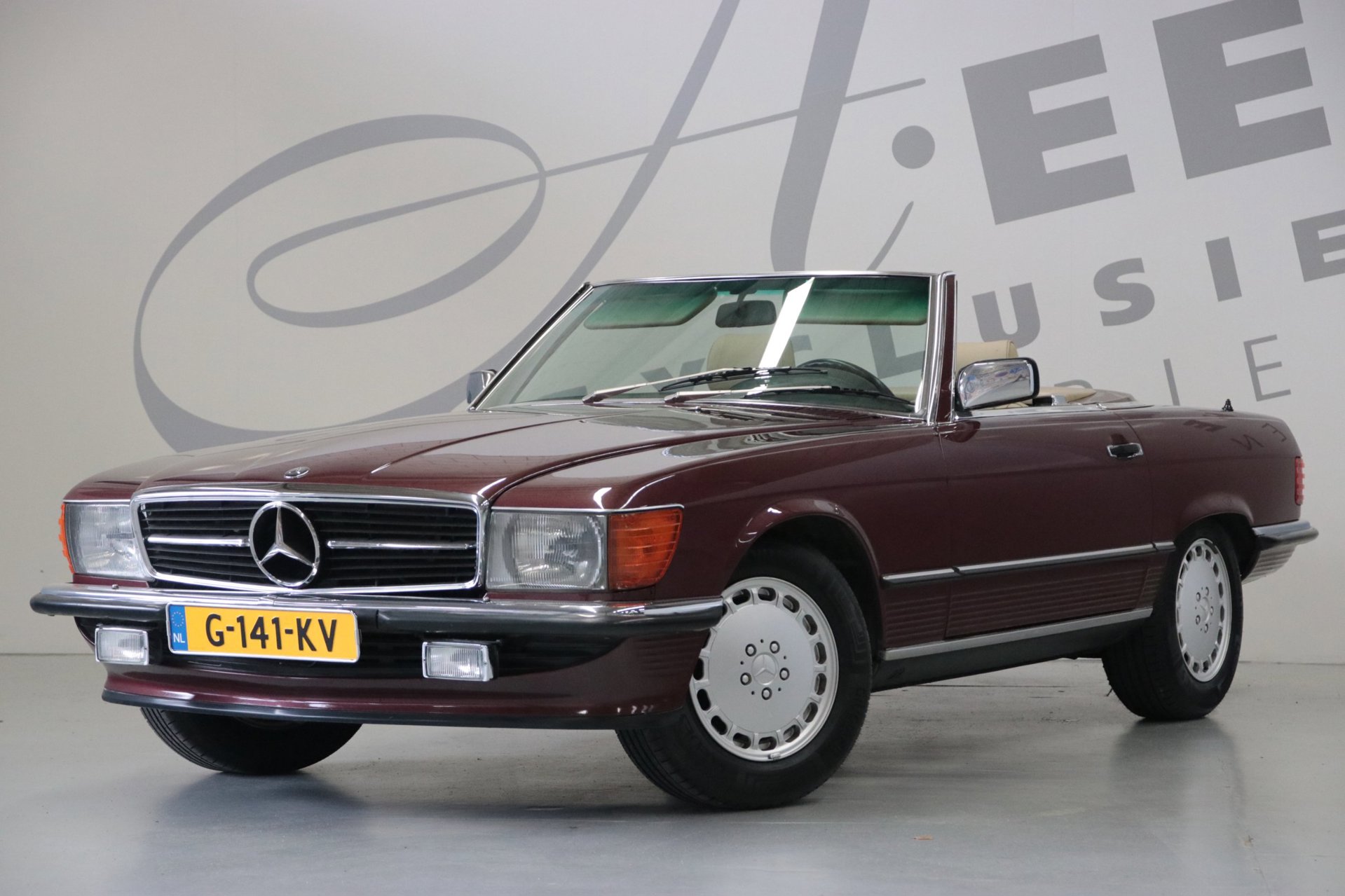 Mercedes-Benz 560 SL /Hardtop
