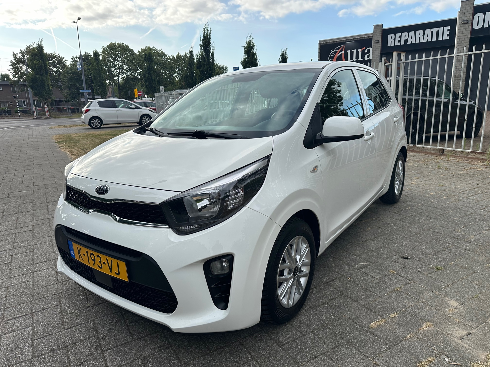 Kia Picanto 1.0 DPi DynamicLine camera carplay cruise control