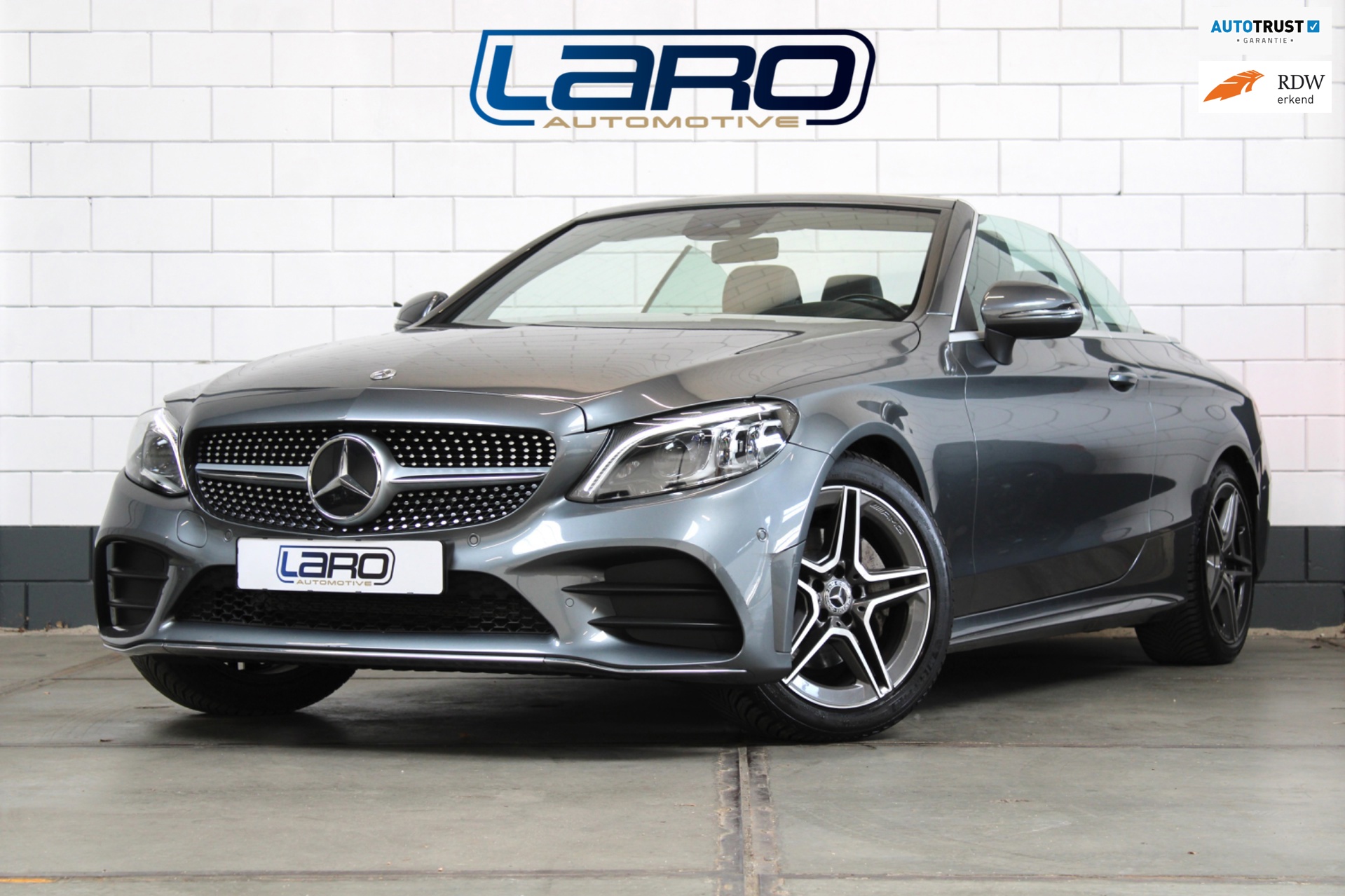 Mercedes-Benz C-klasse Cabrio 200 AMG Line | Airscarf Trekhaak Multibeam ACC Camera Sfeer CarPlay